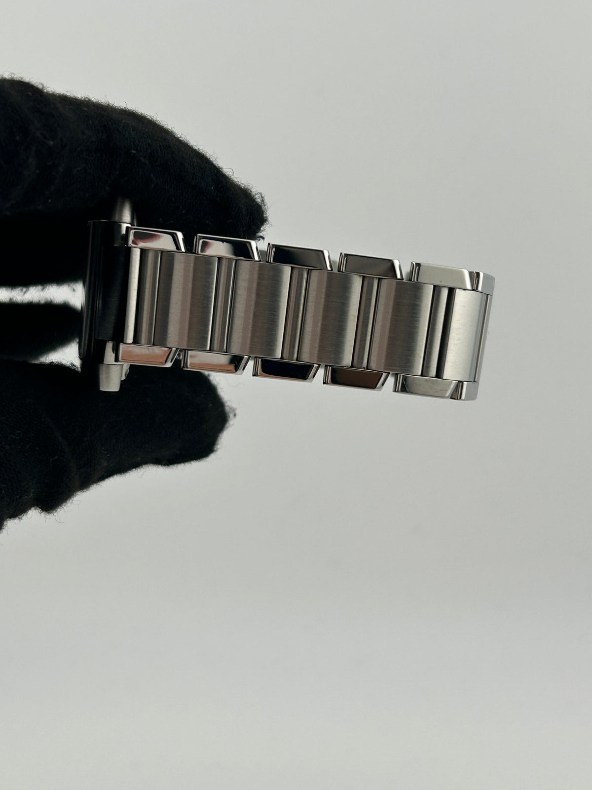 Cartier Tank Francaise Silver Dial on Stainless Steel Bracelet Ref. W51002Q3 — view 5