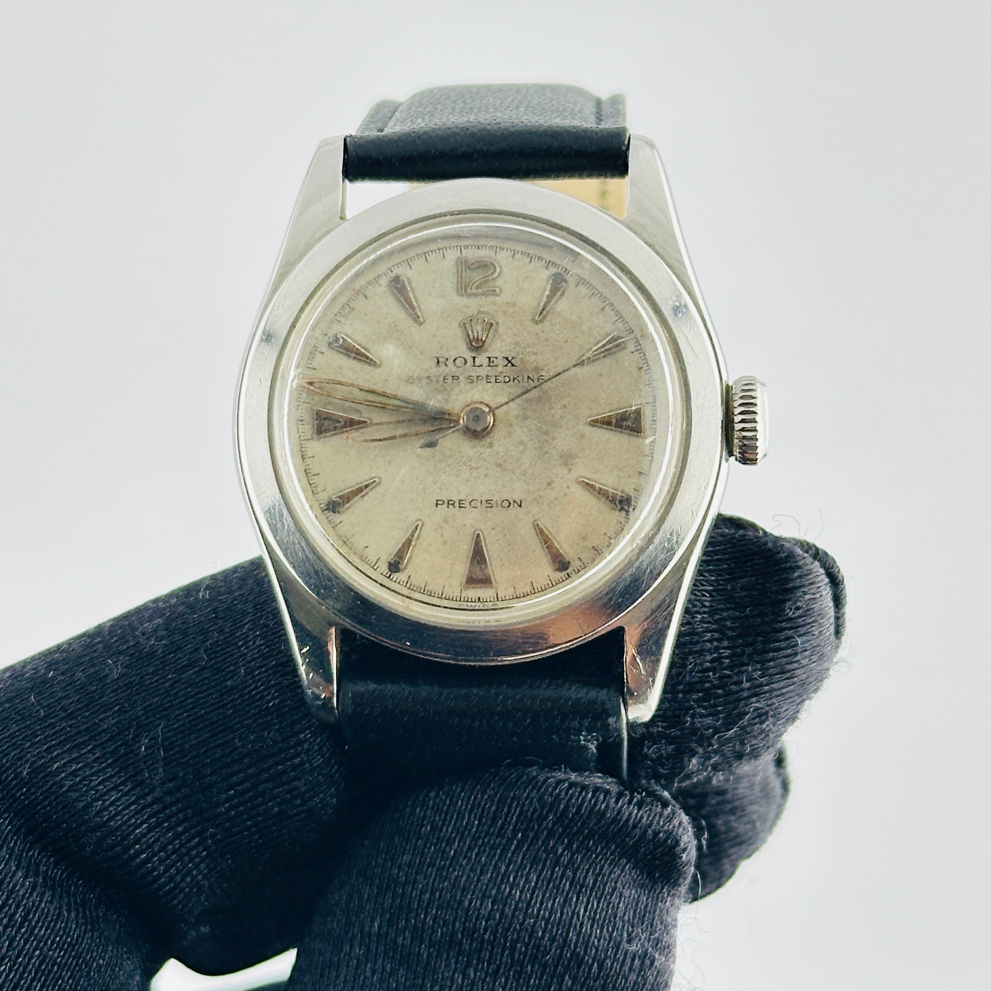Rolex Oyster Speed-King Silver Stick / Has Spots, Faded Dial on Generic Leather Band Ref. 4220 1958 — view 2