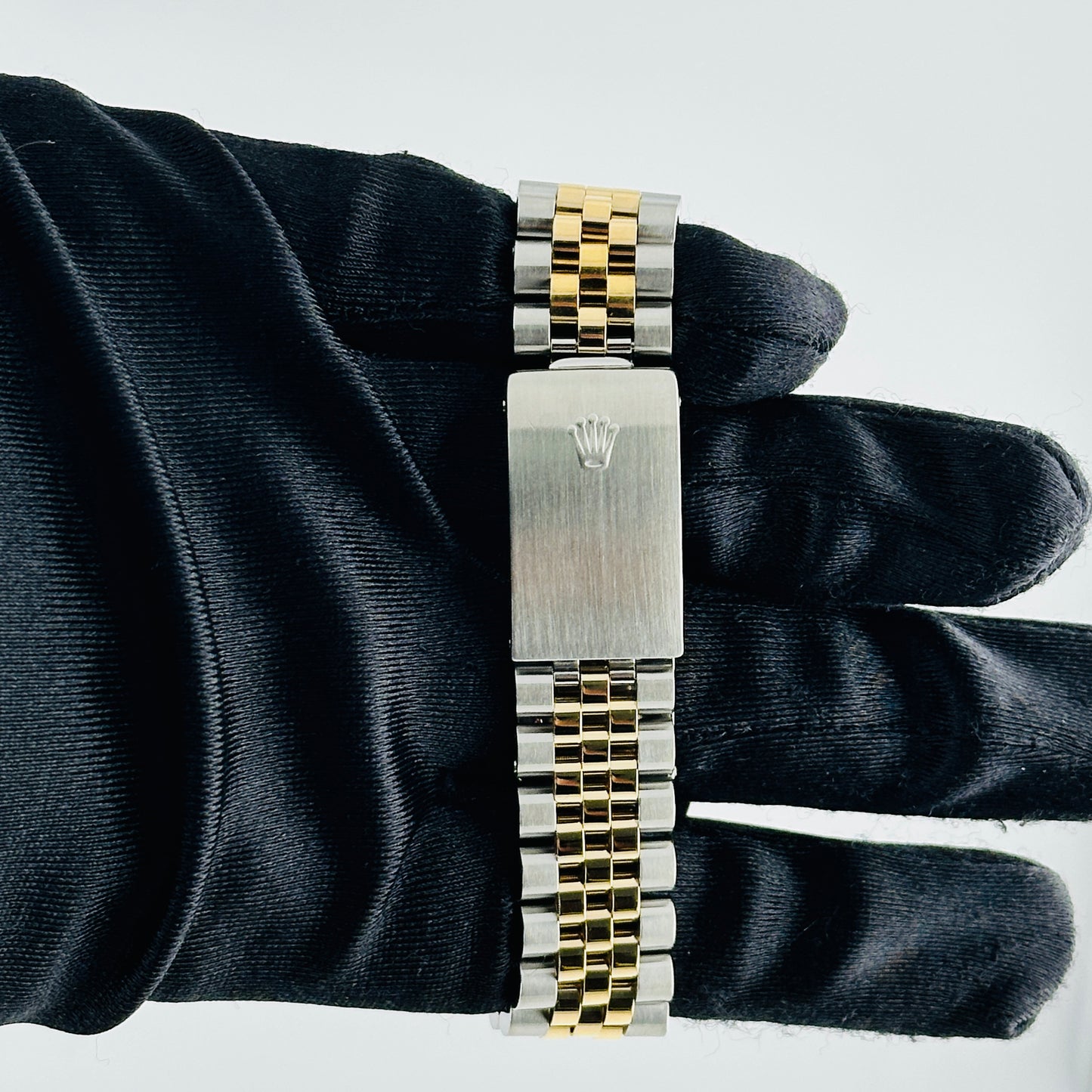 Rolex Datejust Champagne Diamond Factory Dial on D Link Jubilee Bracelet Ref. 16233G 1996 — view 4