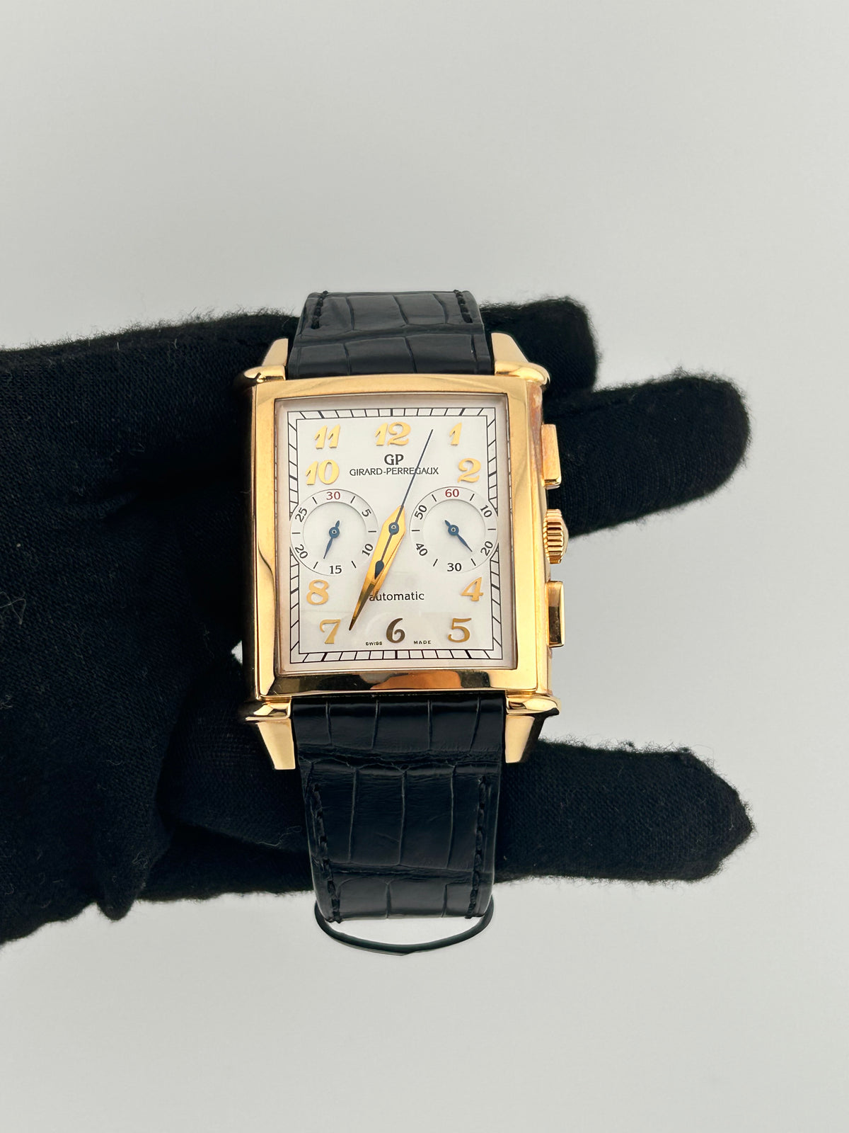 Girard Perregaux 1945 XXL White Dial on Leather Ref. 25883-25-121-BB6C Complete 2016