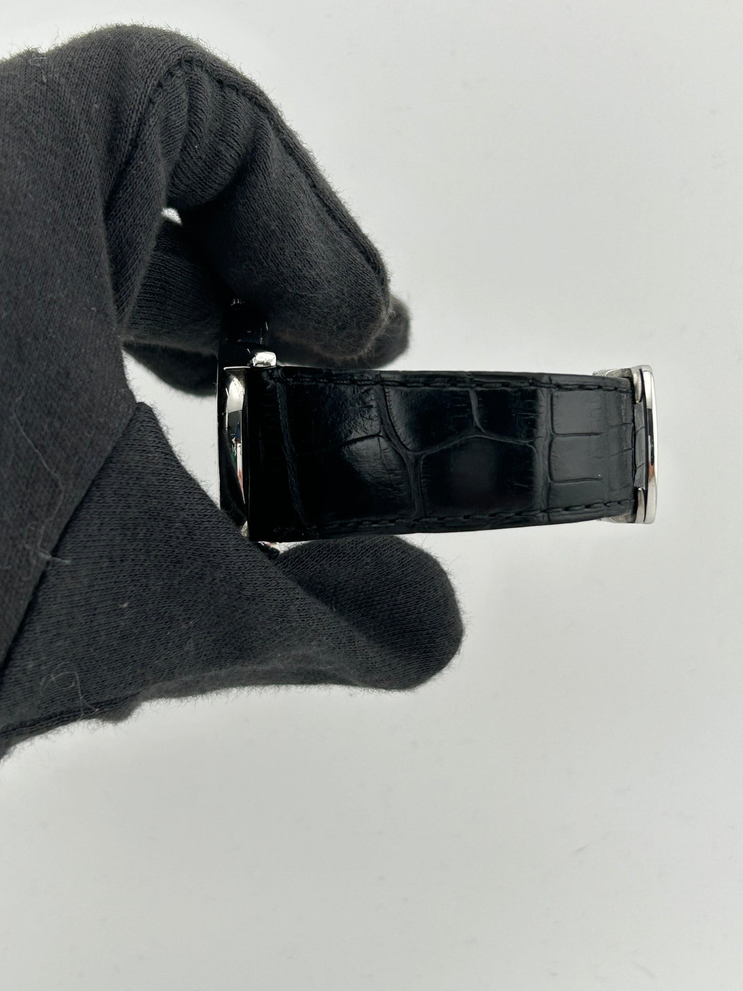 Cartier Ronde Solo Silver Roman Numerals Dial on Black Leather Band Ref. WSRN0022 — view 4