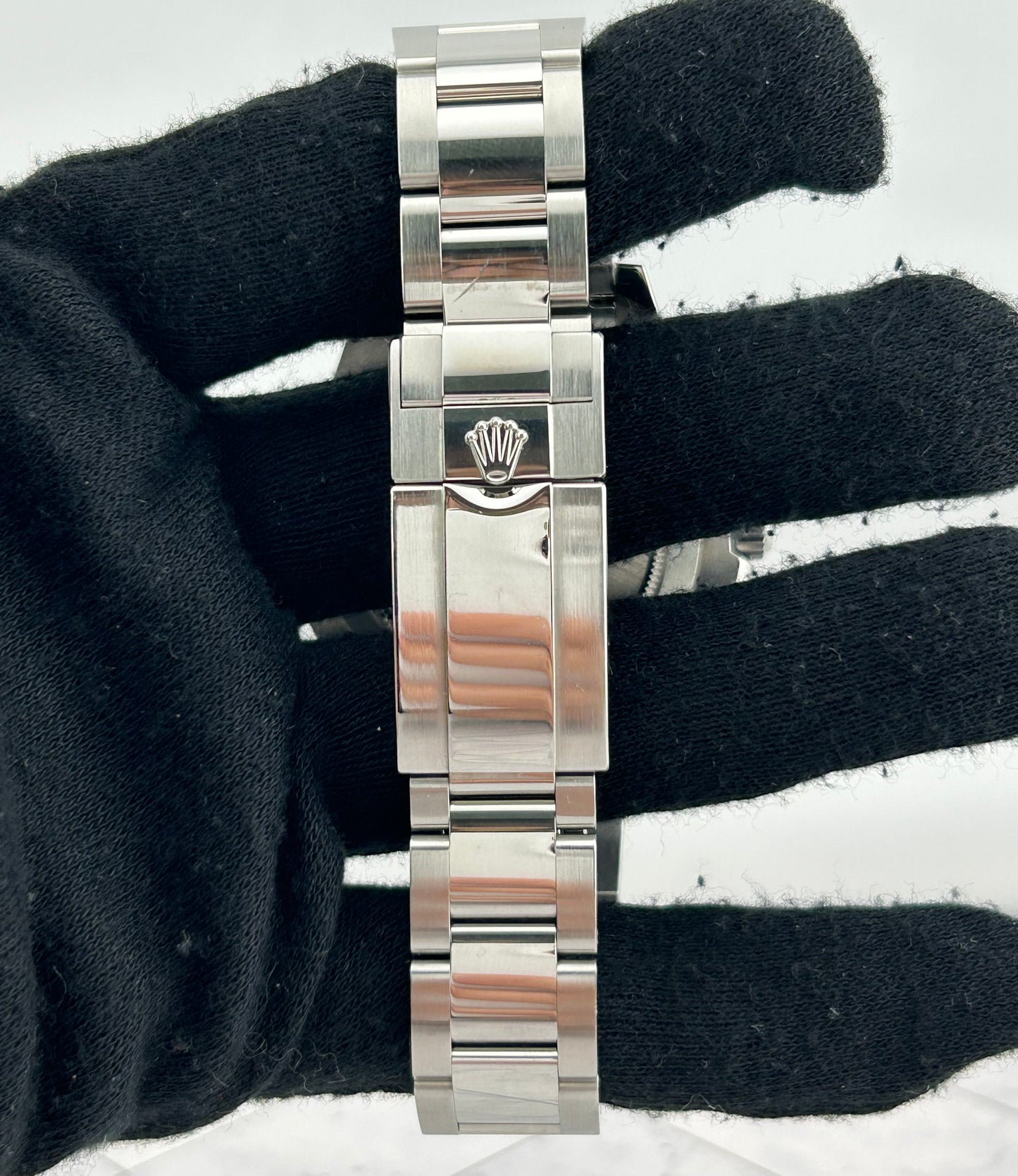 Rolex Yacht-Master II Matt White Dial on Oyster Ref. 116680 Card 2016 — view 4