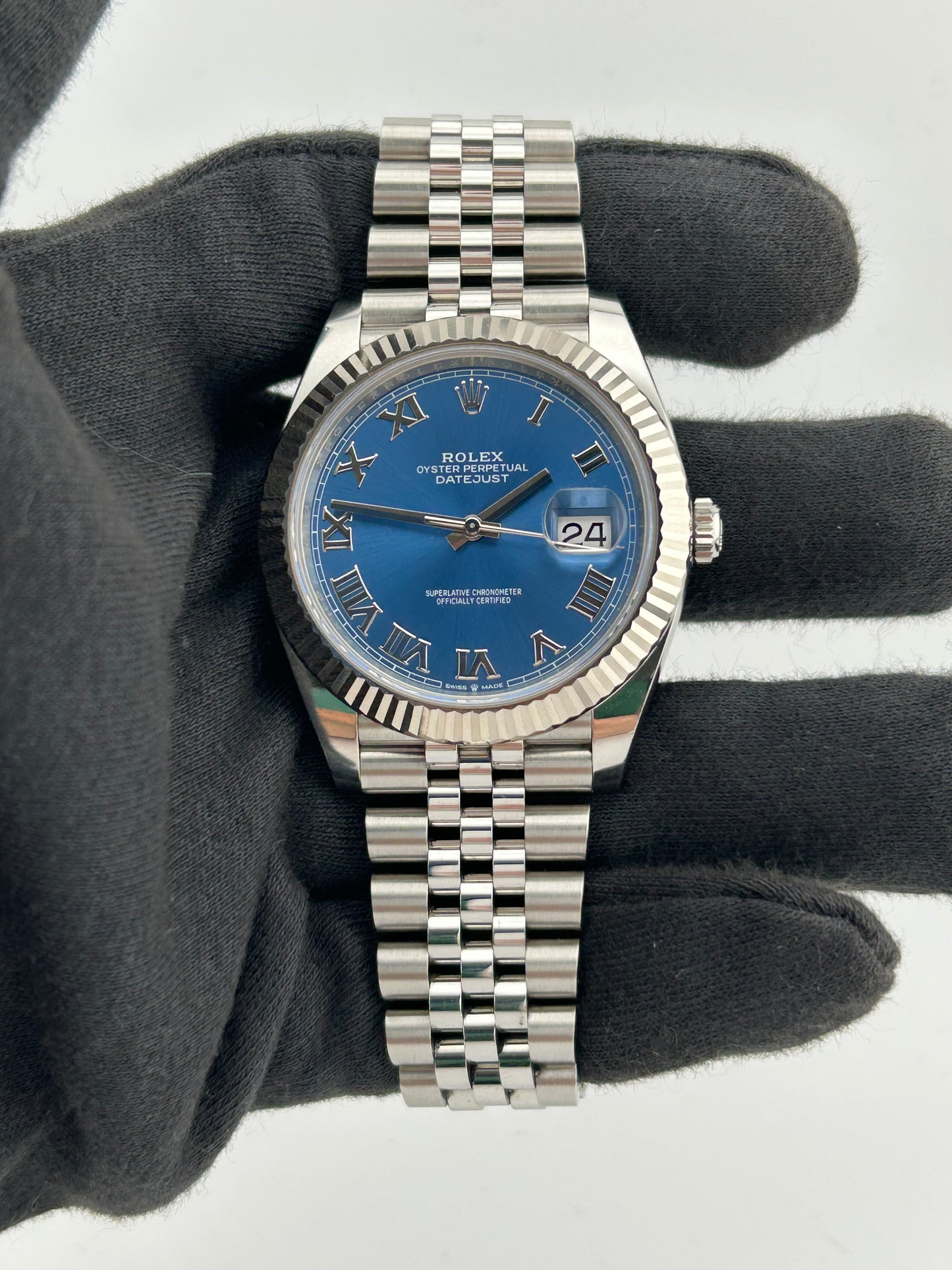 Rolex Datejust 41 Blue Roman Numerals Dial on Jubilee D Link Bracelet Ref. 126334 Card 2024 — view 2