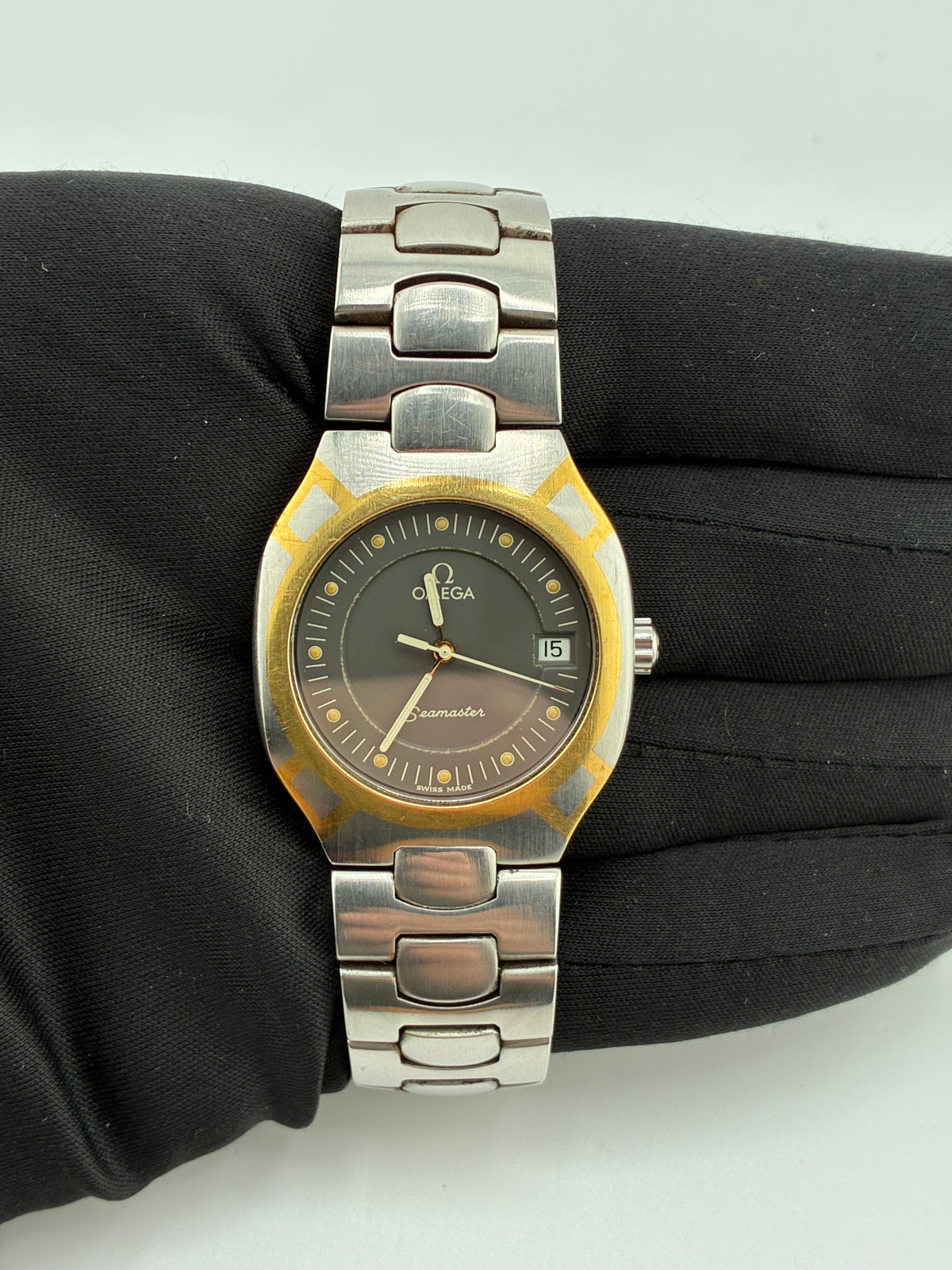 Omega Seamaster Polaris Grey Dial on Steel Bracelet Ref. 2510.4 — view 3