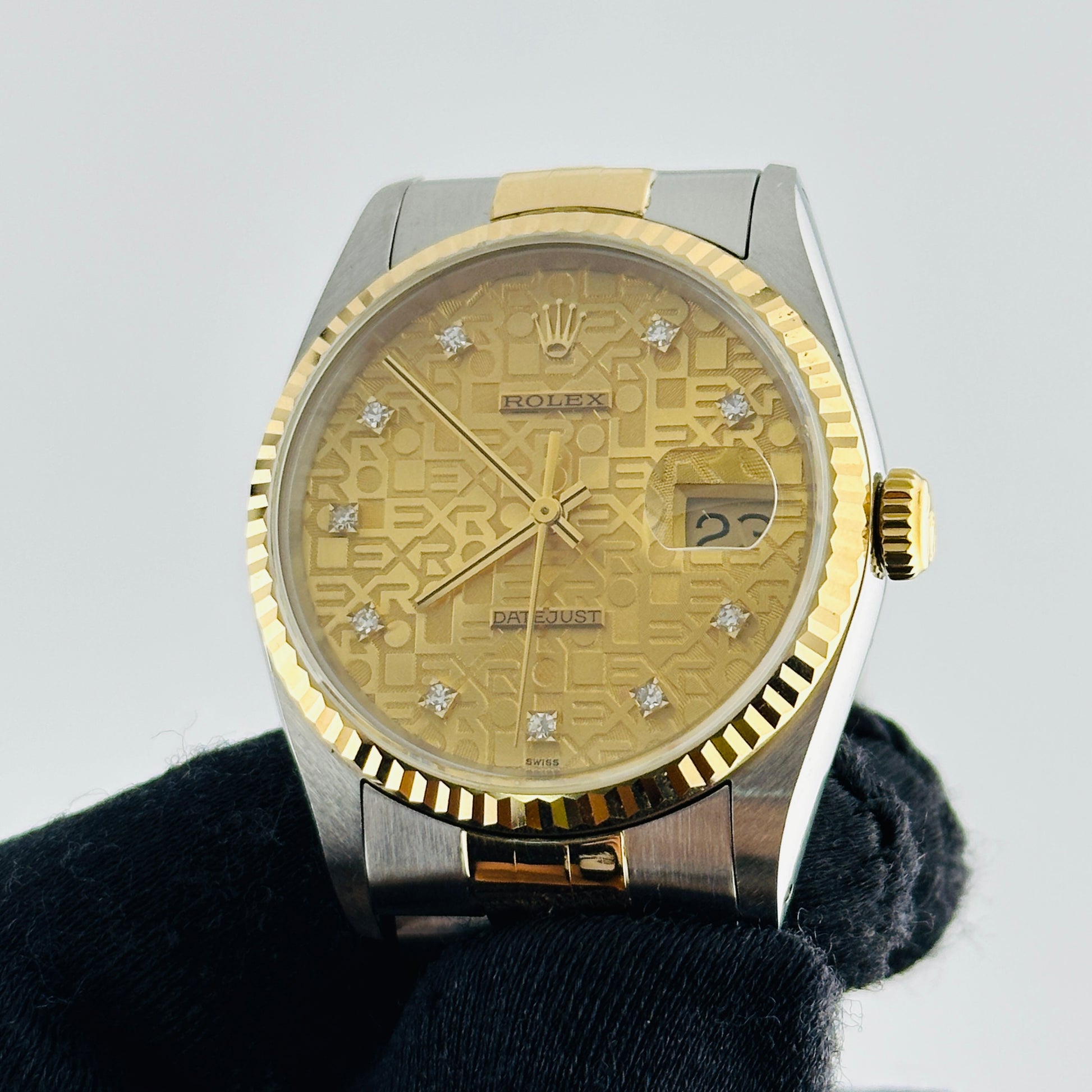 Rolex Datejust Gold Anniversary Diamond Dial Dial on Jubilee Ref. 16233G 1991 — view 3