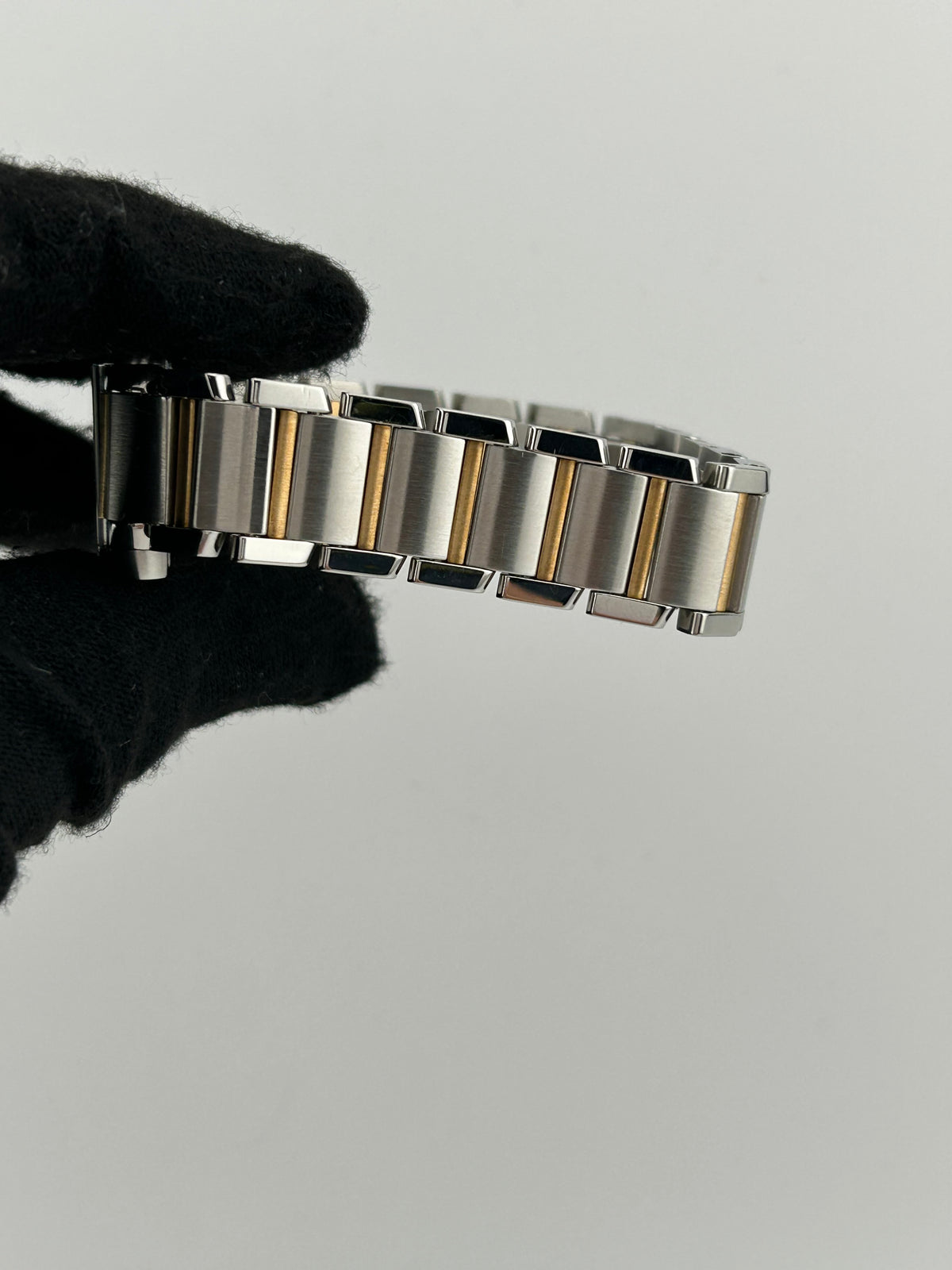 Cartier Tank Francaise Silver Roman Dial on 2 Tone Bracelet Ref. W51007Q4 — view 4