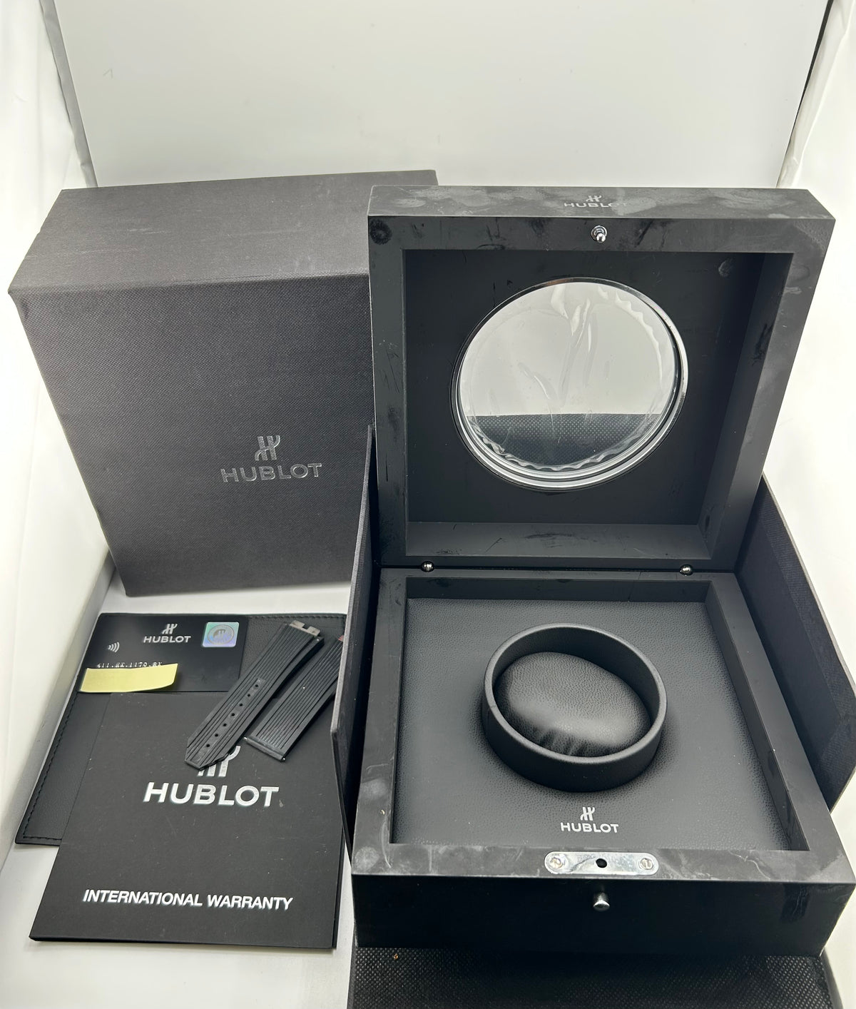 Hublot Big Bang Unico Skeleton Dial on Black / White Rubber Strap Ref. 411.NX.1170.RX Complete 2016 — view 7