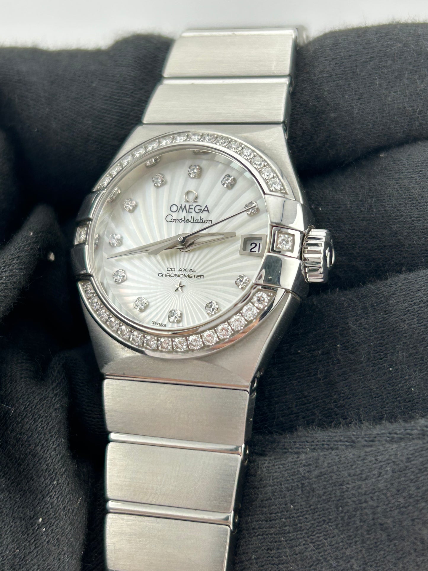 Omega Constellation White M.O.P. Diamond Dial on Steel Ref. 123.15.27.20.55.001 Card 2022 — view 3