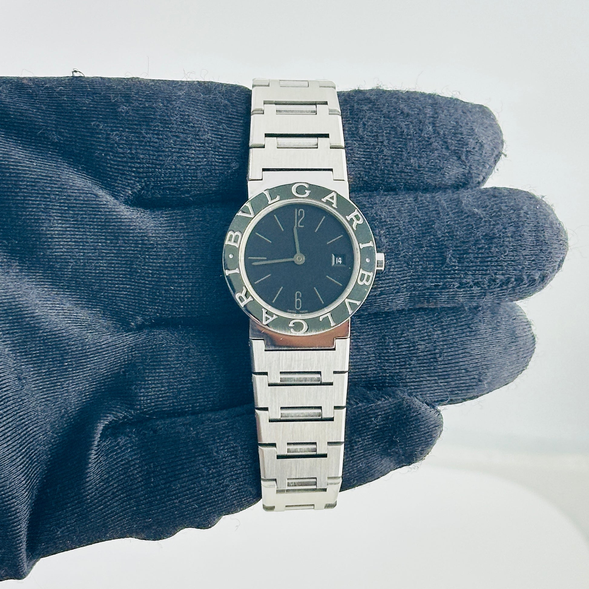 Bvlgari Bvlgari Black Dial on Stainless Steel Bracelet Ref. BB26SS — view 2