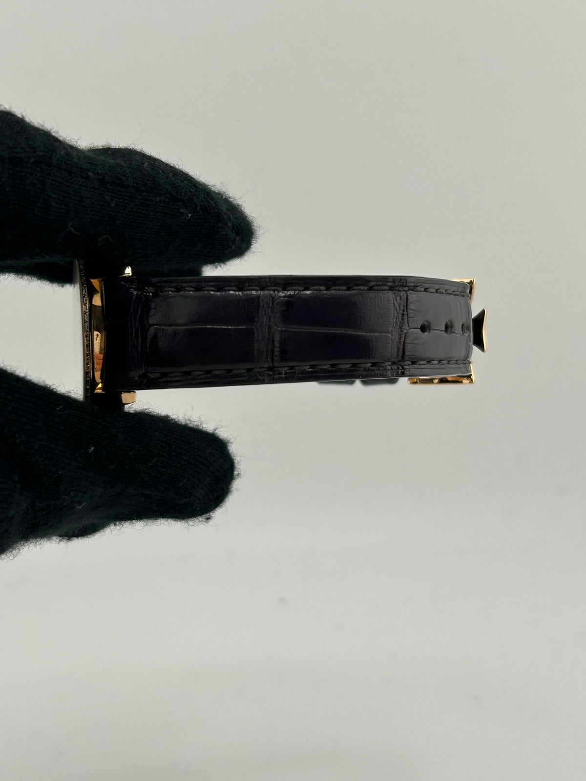 Vacheron Constantin Traditionnelle White Dial on Black Leather Strap Ref. 25558/000R — view 4