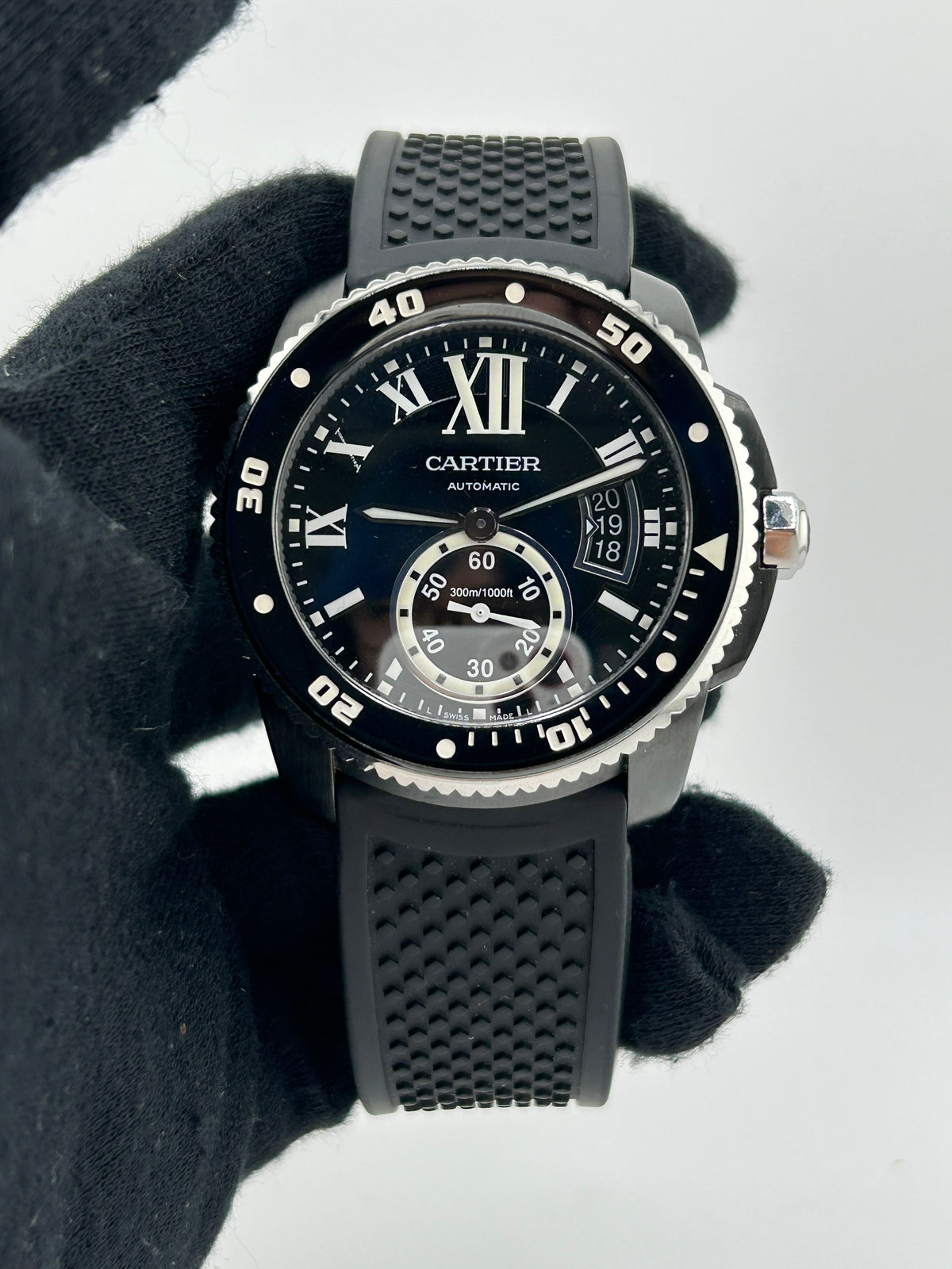 Cartier Calibre de Cartier Diver Black Roman Numerals Dial on Black Rubber Band Ref. WSCA0006 Papers 2016 — view 2