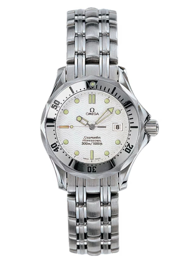 Omega Seamaster Diver White Dial on Stainless Steel Bracelet Ref. 2582.50.00 1997