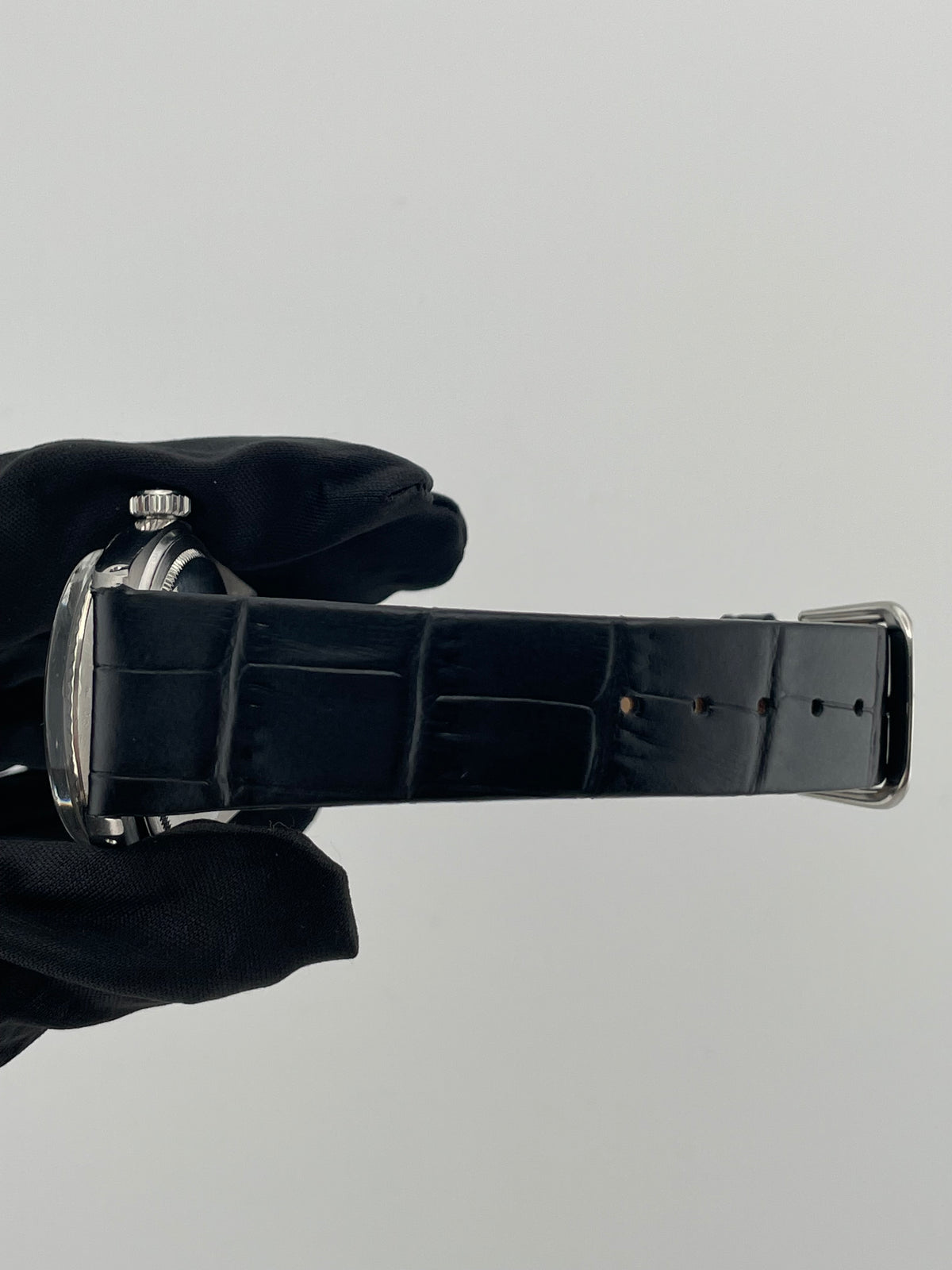 Rolex Datejust Silver Stick Dial on Generic Black Leather Strap Ref. 1601/4 1970 — view 5