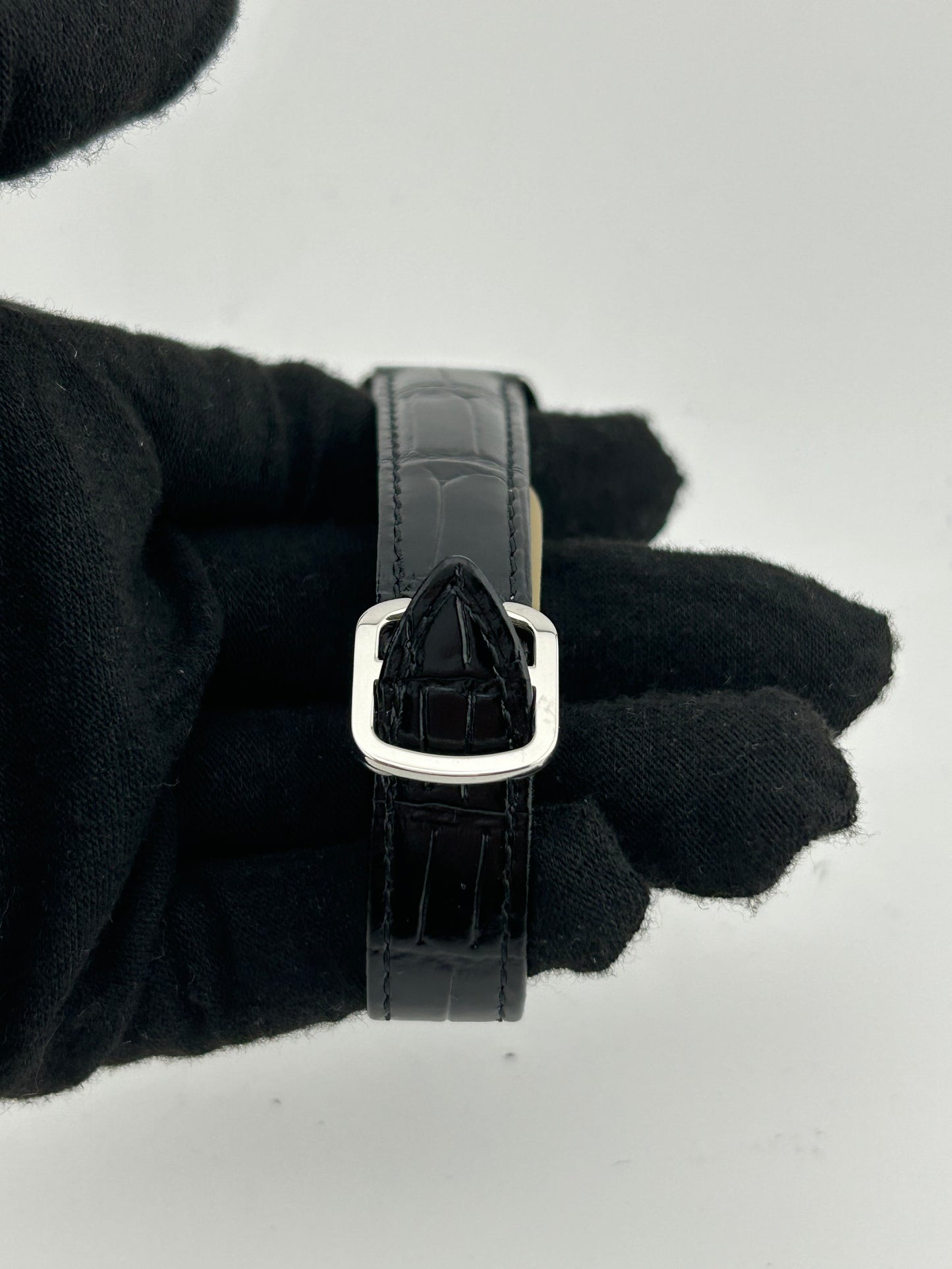 Cartier Ronde Solo de Cartier Silver Roman & Arabic Numerals Dial on Black Leather Strap Ref. W6700155 Card 2017 — view 4