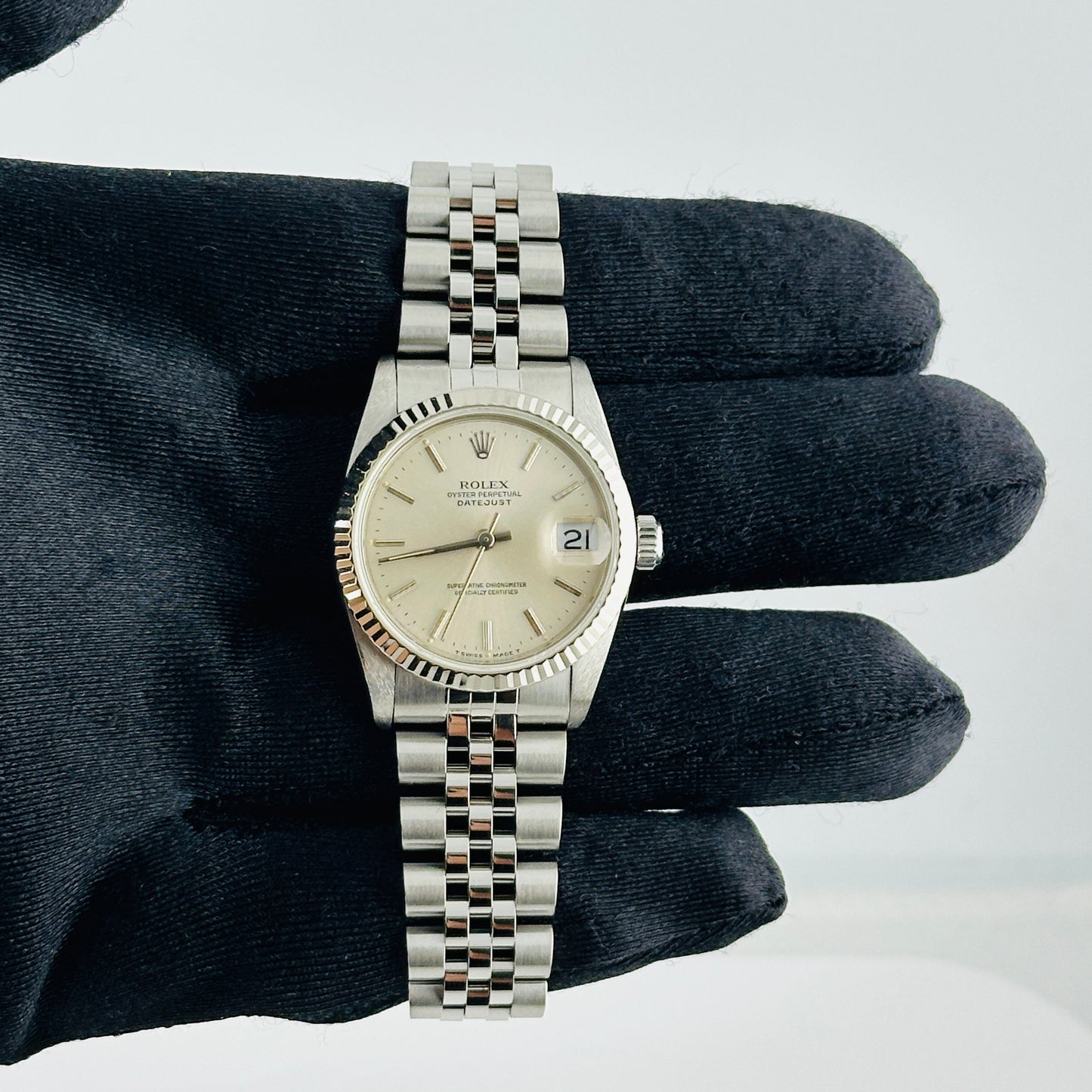 Rolex Datejust Silver Stick Dial on D Link Jubilee Ref. 68274 Papers 1992 — view 2