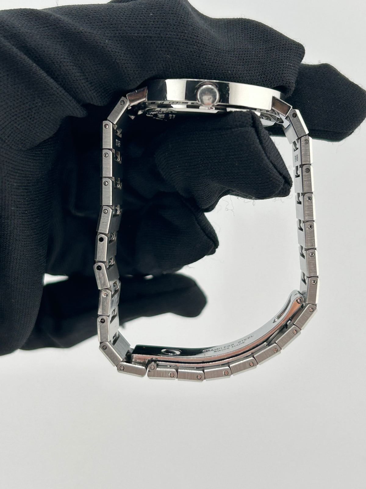 Bvlgari Bulgari Black Dial on Stainless Steel Bracelet Ref. BB33SS Complete 1997 — view 6