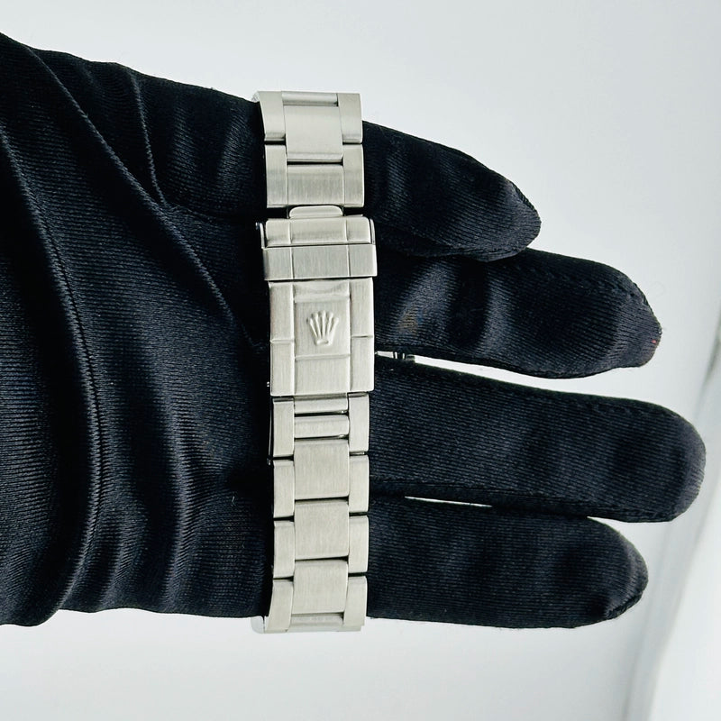 Rolex Explorer II Black Dial on Oyster Ref 16570 with Papers 2002