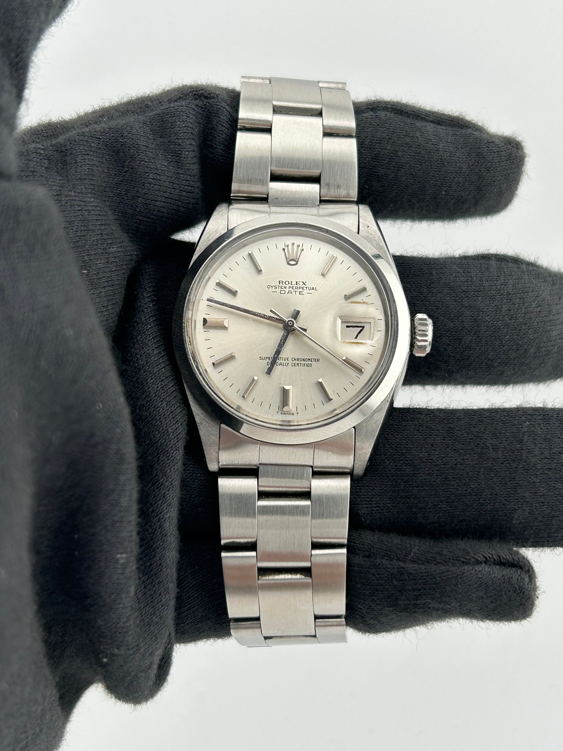 Rolex Oyster Perpetual Date Silver Index Dial on Oyster Ref. 15000 1971