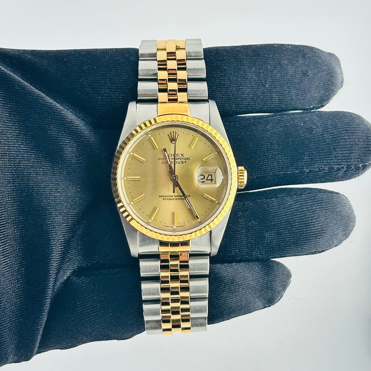Rolex Datejust Champagne Stick Dial on D Link Jubilee Ref. 16233 1989 — view 2
