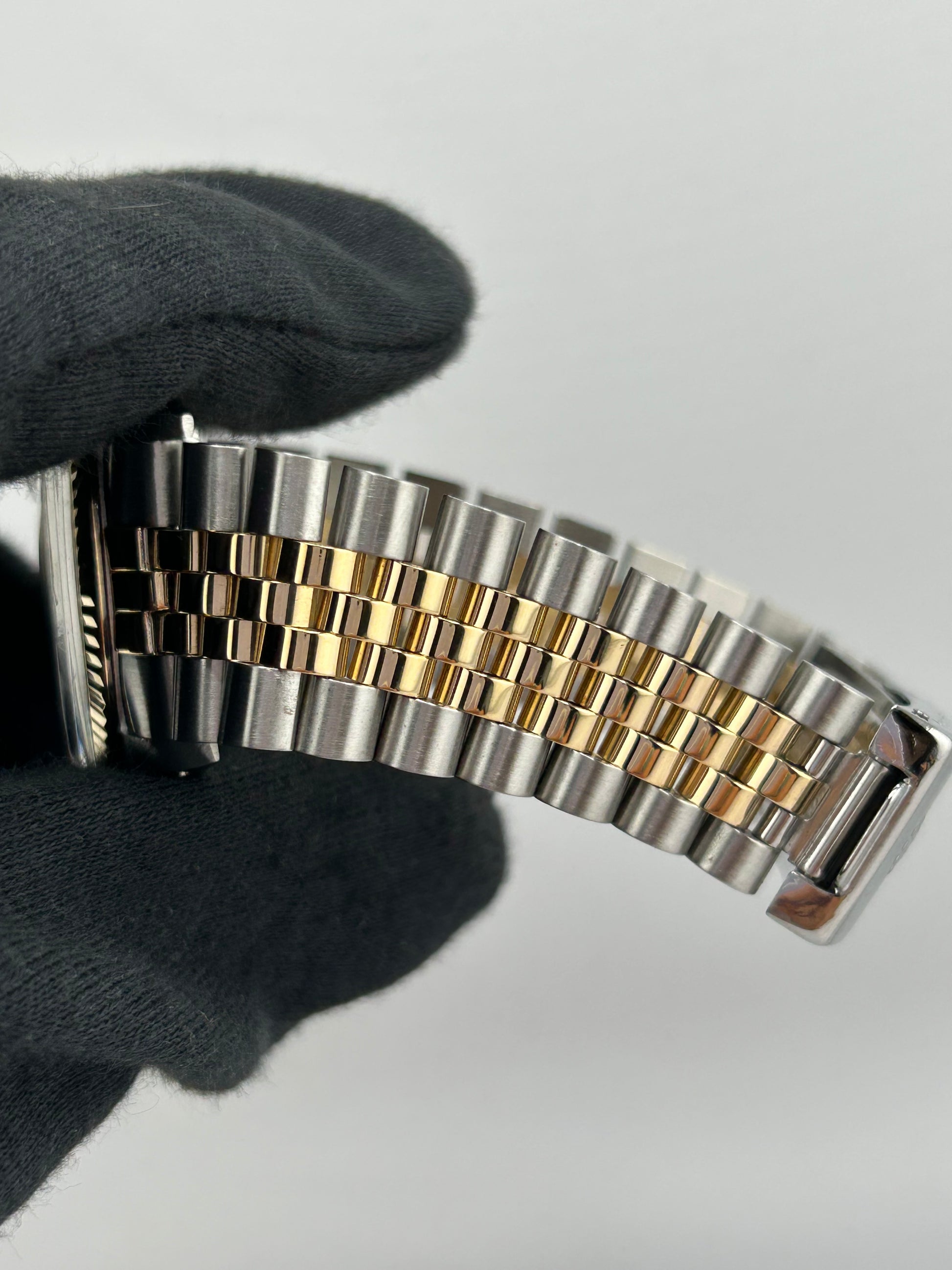 Rolex Datejust Champagne Stick Dial on D Link Jubilee Bracelet Ref. 16013 1983 — view 5