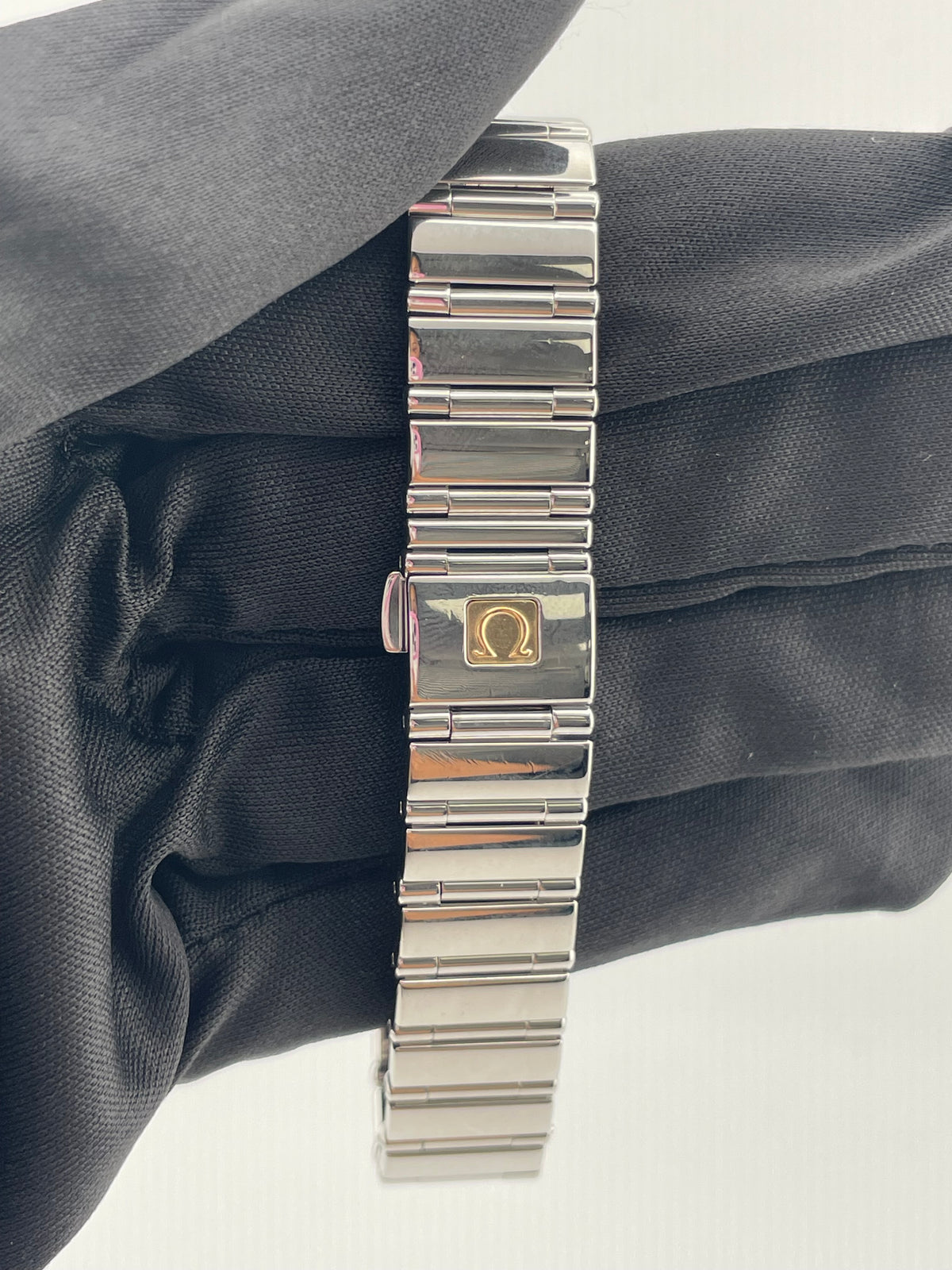 Omega Constellation M.O.P Dial on Stainless Steel Bracelet Ref. 1561.71.00 — view 4