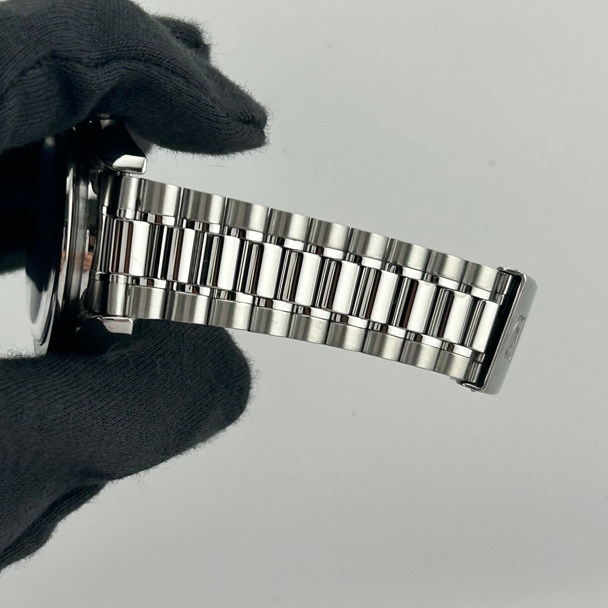 Omega Speedmaster Reduced Black Dial on Stainless Steel Ref. 3510.5 Card 1994 — view 5