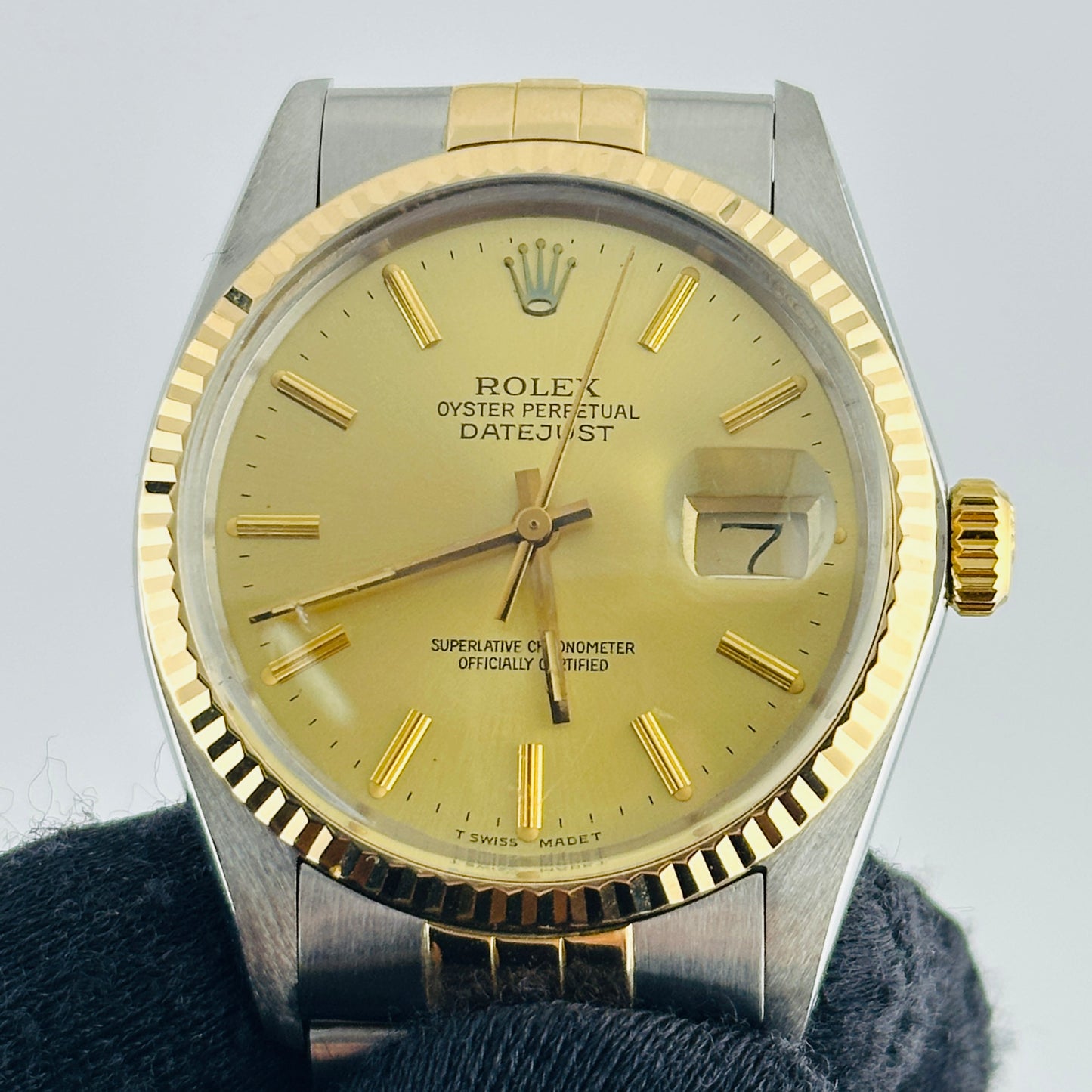 Rolex Datejust Champagne Stick Dial on D Link Jubilee Bracelet Ref. 16013 1986 — view 2