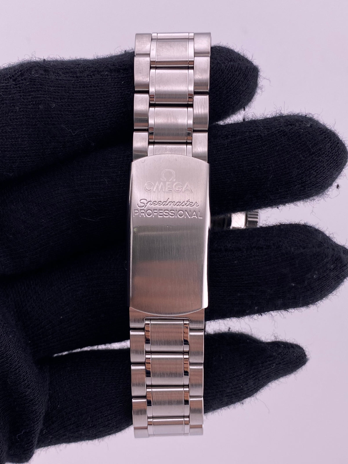 Omega Speedmaster Hesalite Black Dial on Stainless Steel Ref. 3572.5 — view 4