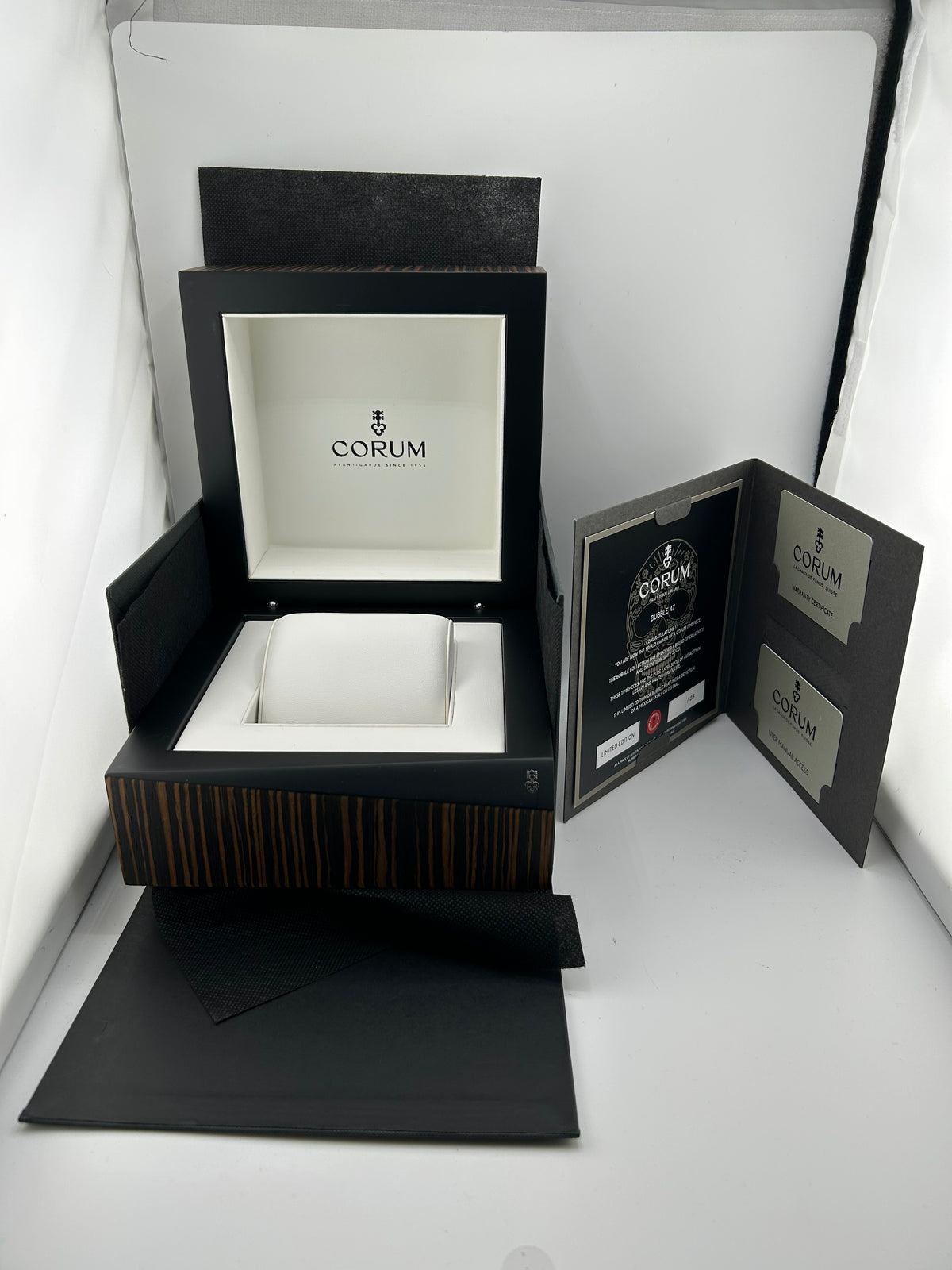 Corum Bubble Skull Black Dial Ref. 082.310.20/0371 SK01 Complete 2023 — view 7