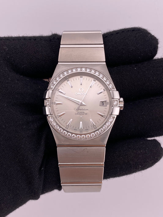 Omega Constellation Silver Dial on Stainless Steel Bracelet Ref. 123.15.35.20.02.001 Complete 2021 — view 2