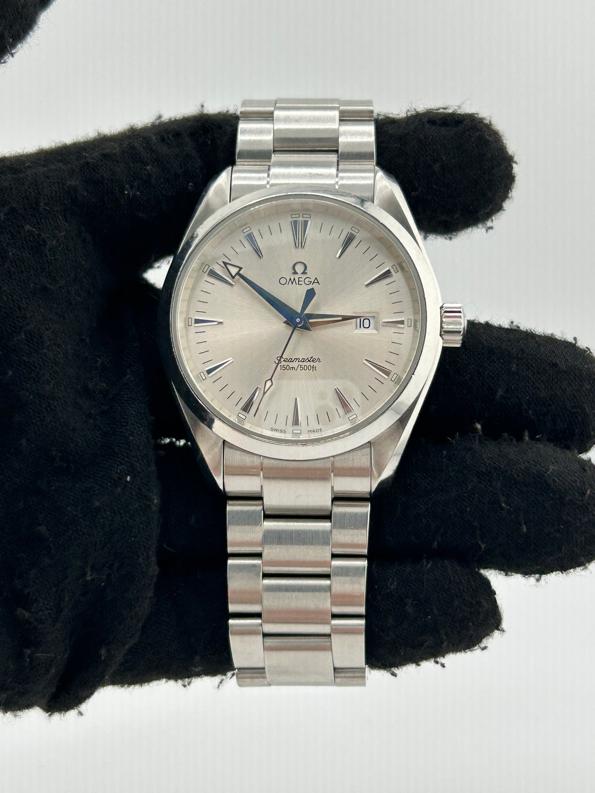 Omega Seamaster Aqua Terra 150m Silver Dial on Stainless Steel Bracelet Ref. 2517.30.00 — view 2