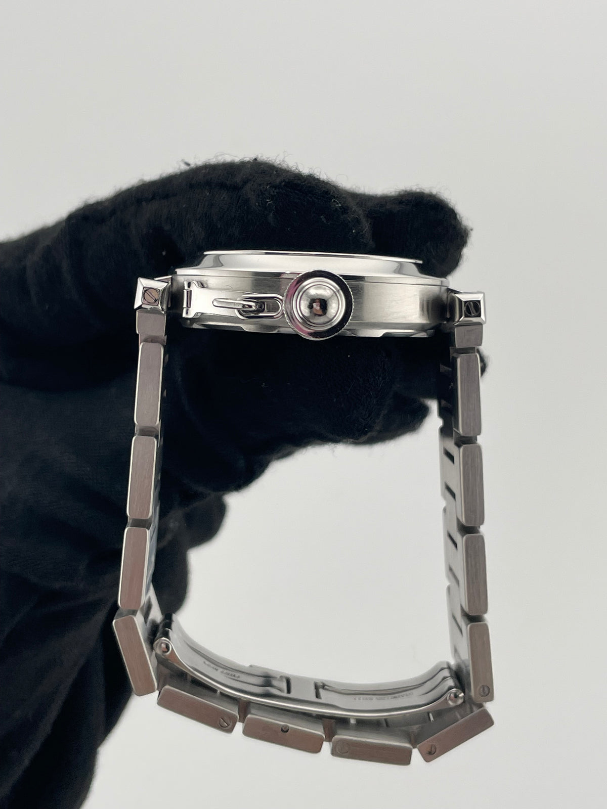 Cartier Pasha C White Dial on Stainless Steel Bracelet Ref. W31074M7 — view 6