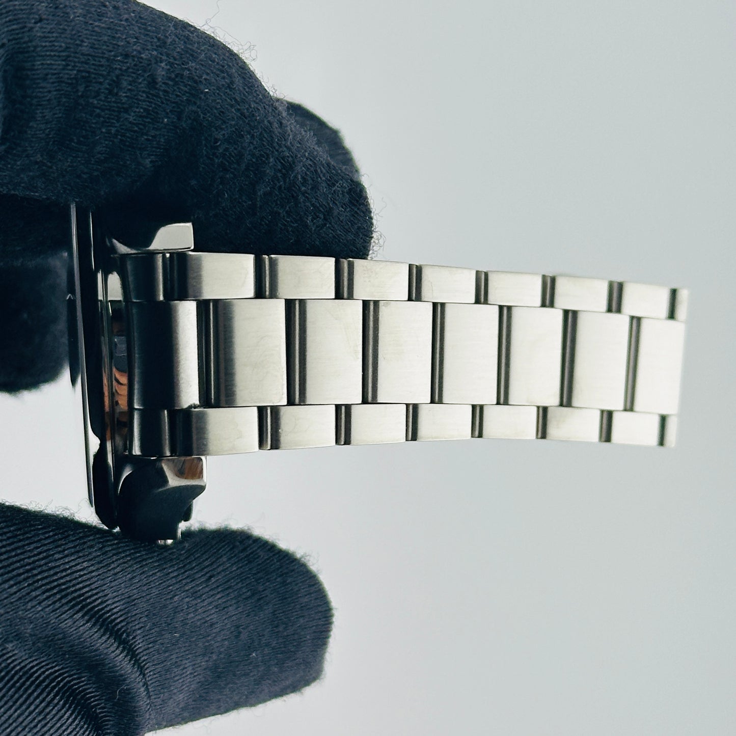 Omega Seamaster Aqua Terra Blue Teak Vertical Pattern Dial on Stainless Steel Bracelet Ref. 231.10.39.21.03.001 — view 6