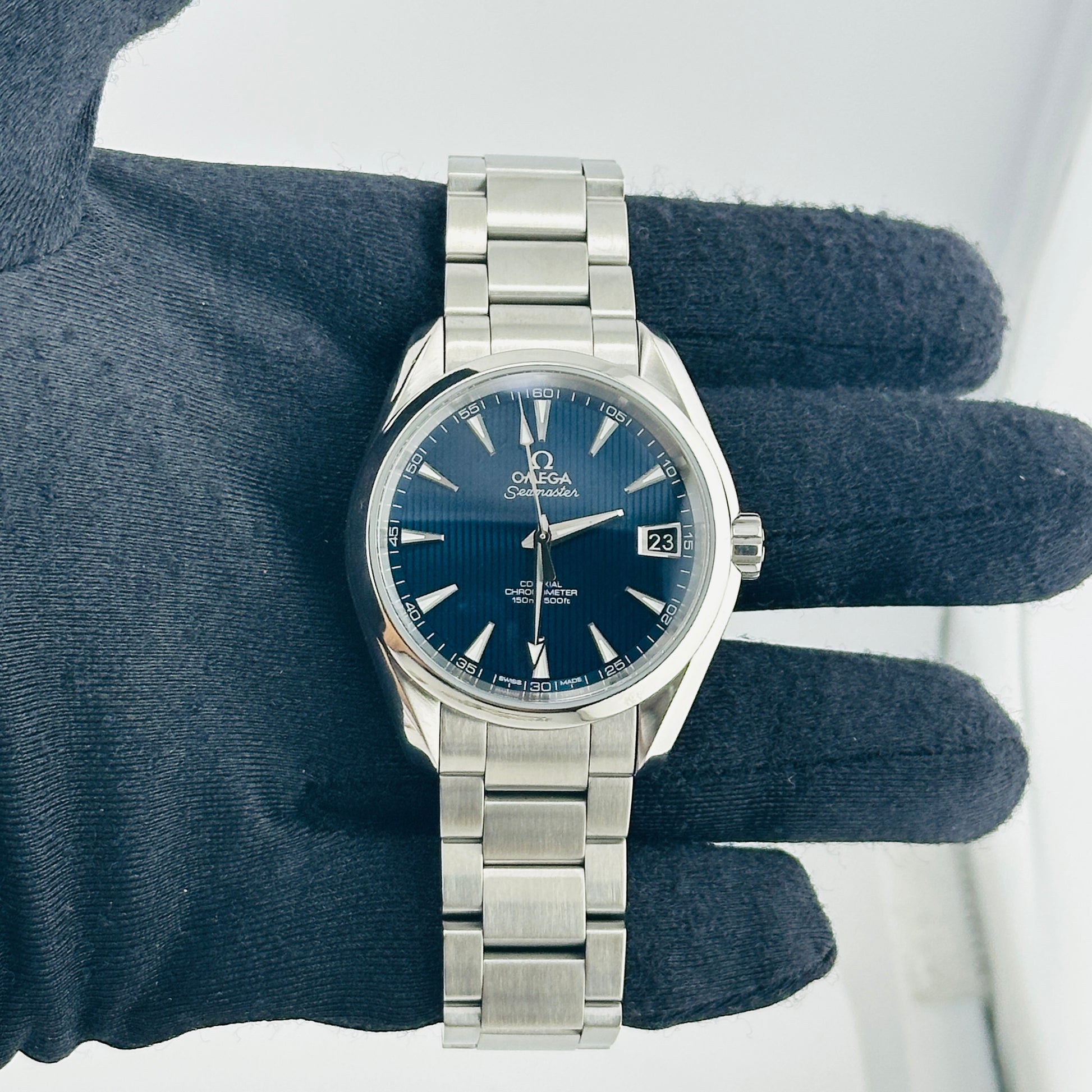 Omega Seamaster Aqua Terra Blue Teak Vertical Pattern Dial on Stainless Steel Bracelet Ref. 231.10.39.21.03.001 — view 2
