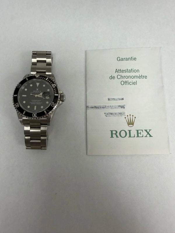 Rolex Submariner Black Dial on Oyster Ref 16610 with Papers 2006