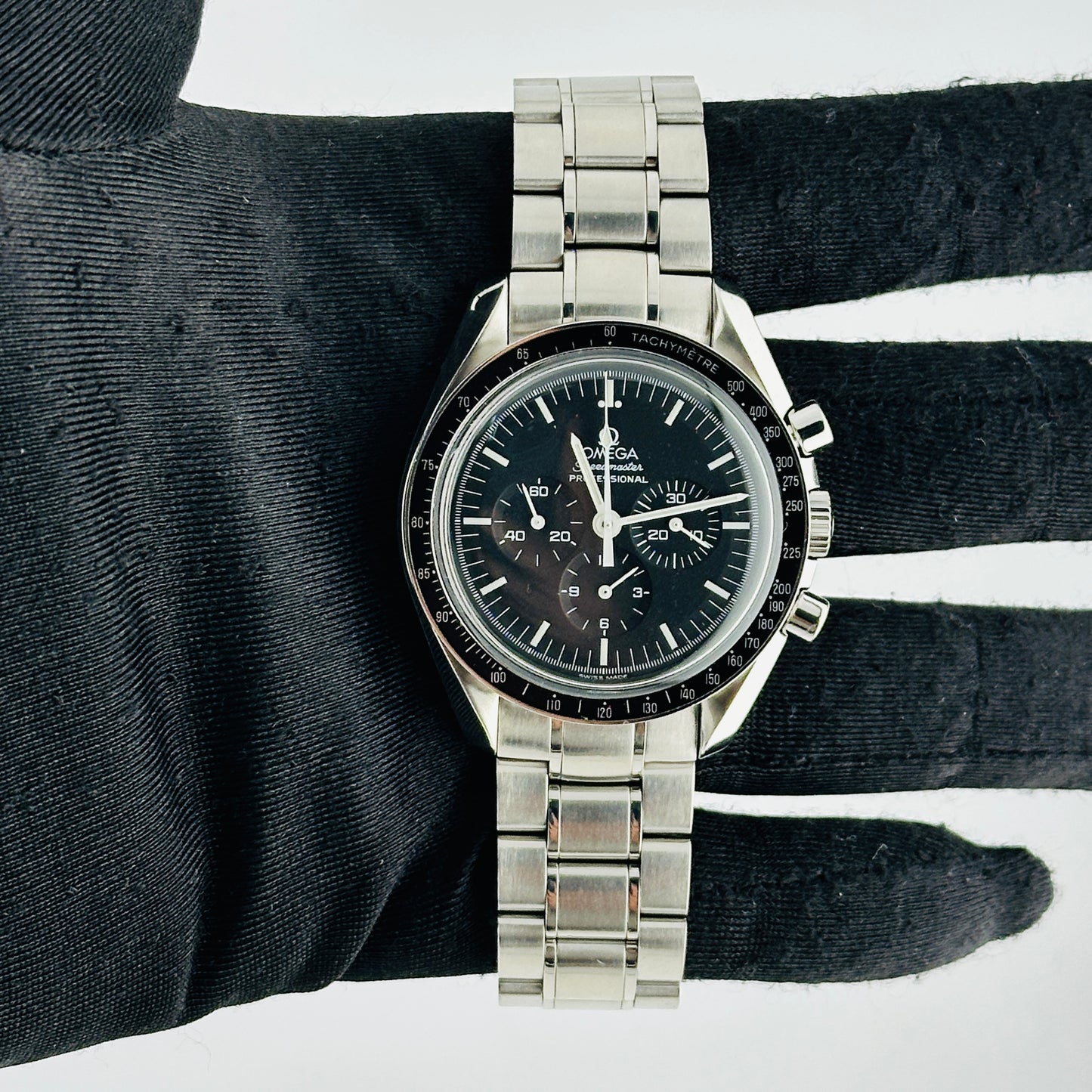 Omega Speed Master Black Index Dial on Stainless Steel Bracelet Ref. 3570.50.00 Card Open Date — view 2