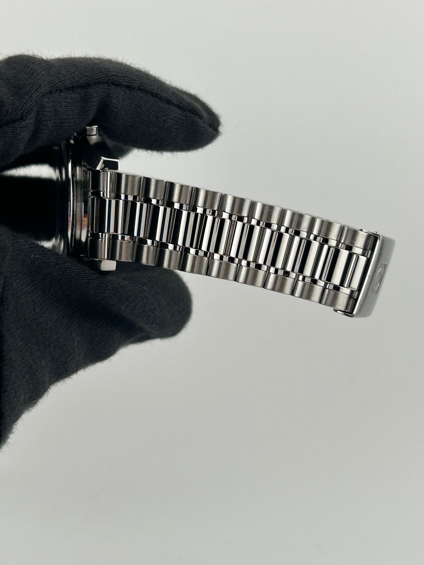 Omega Speedmaster Reduced Black Dial on Stainless Steel Ref. 3510.50 — view 5
