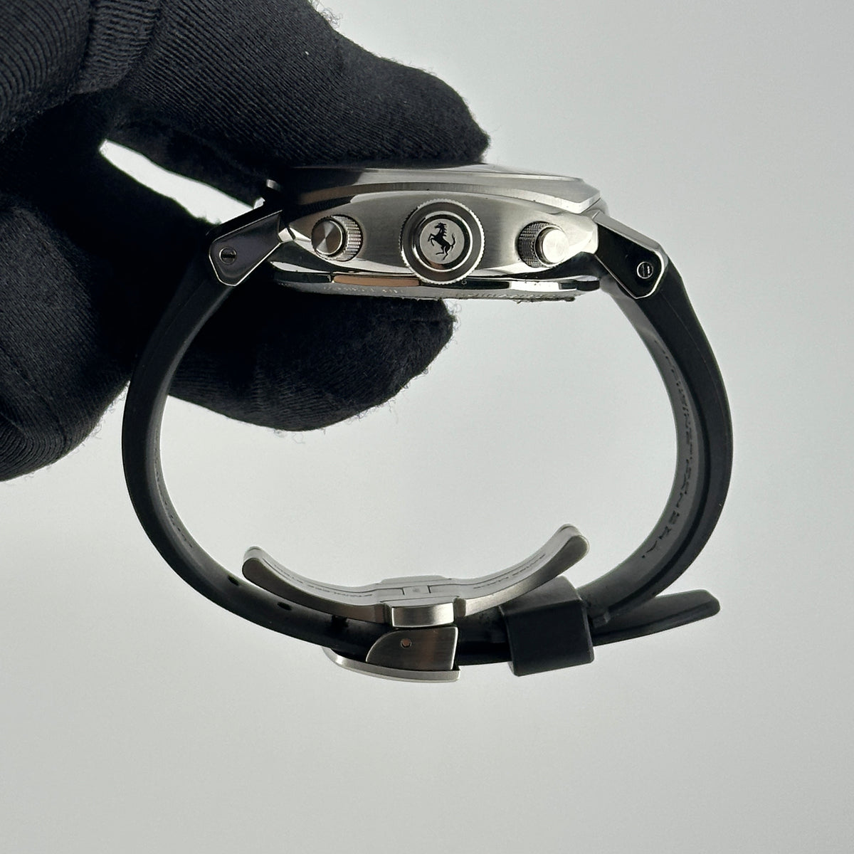 Panerai Ferrari GT Chronograph Black Dial on Rubber Strap Ref. F6656 Complete Open Date — view 6