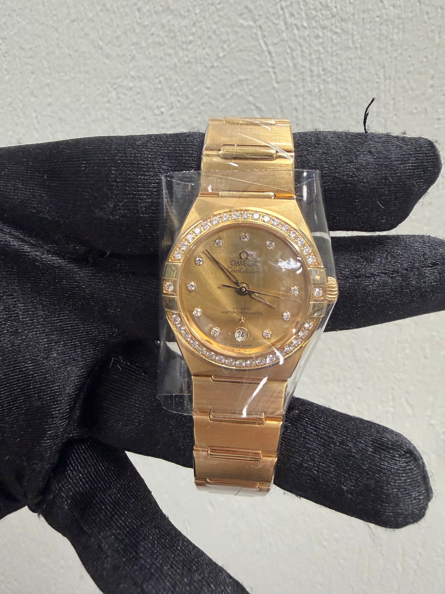 Omega Constellation Champagne Diamond Dial on Bracelet Ref. 131.55.29.20.58.001 Card 2024 — view 2