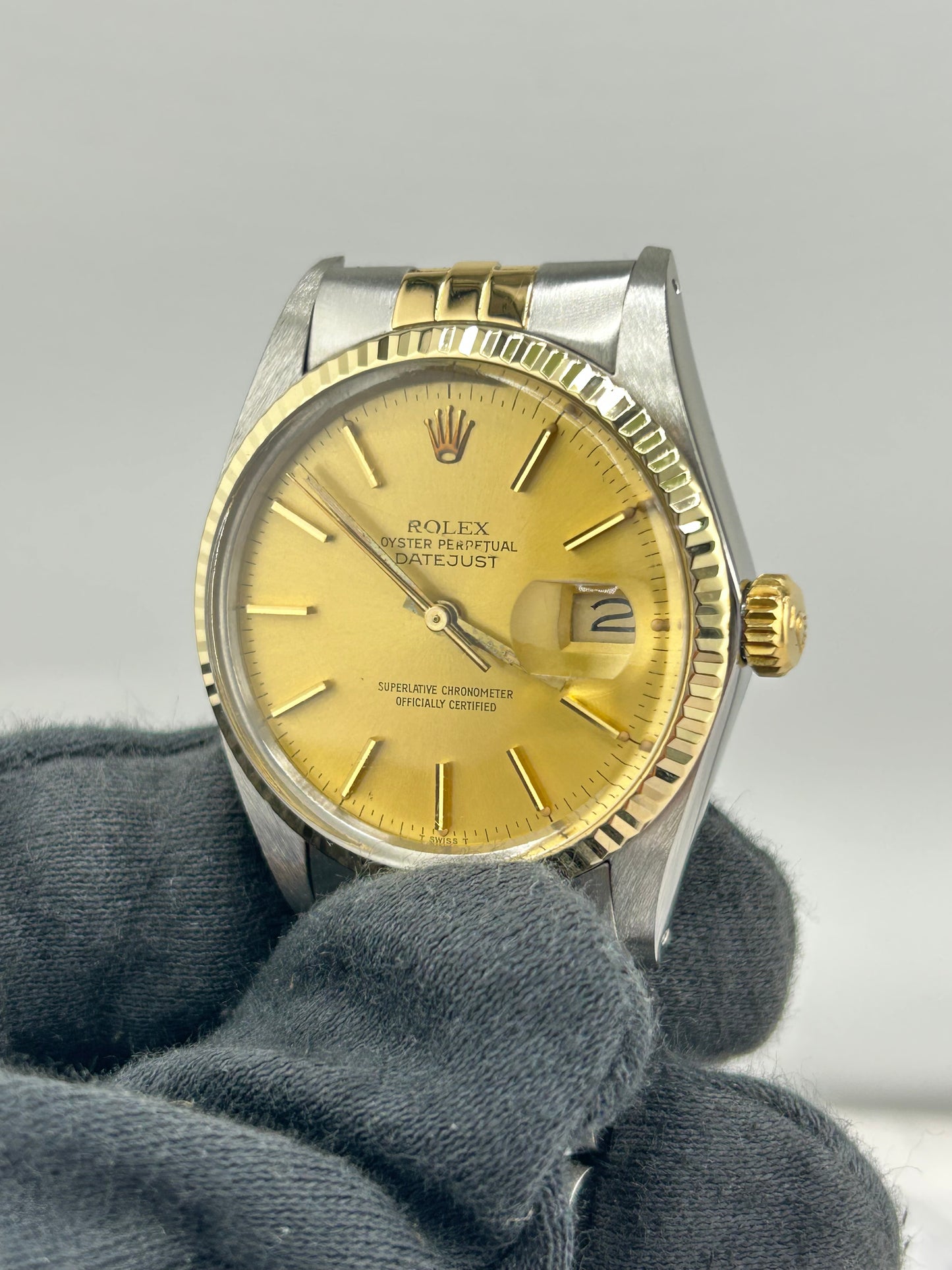 Rolex Datejust Champagne Stick Dial on D Link Jubilee Bracelet Ref. 16013 1983 — view 3