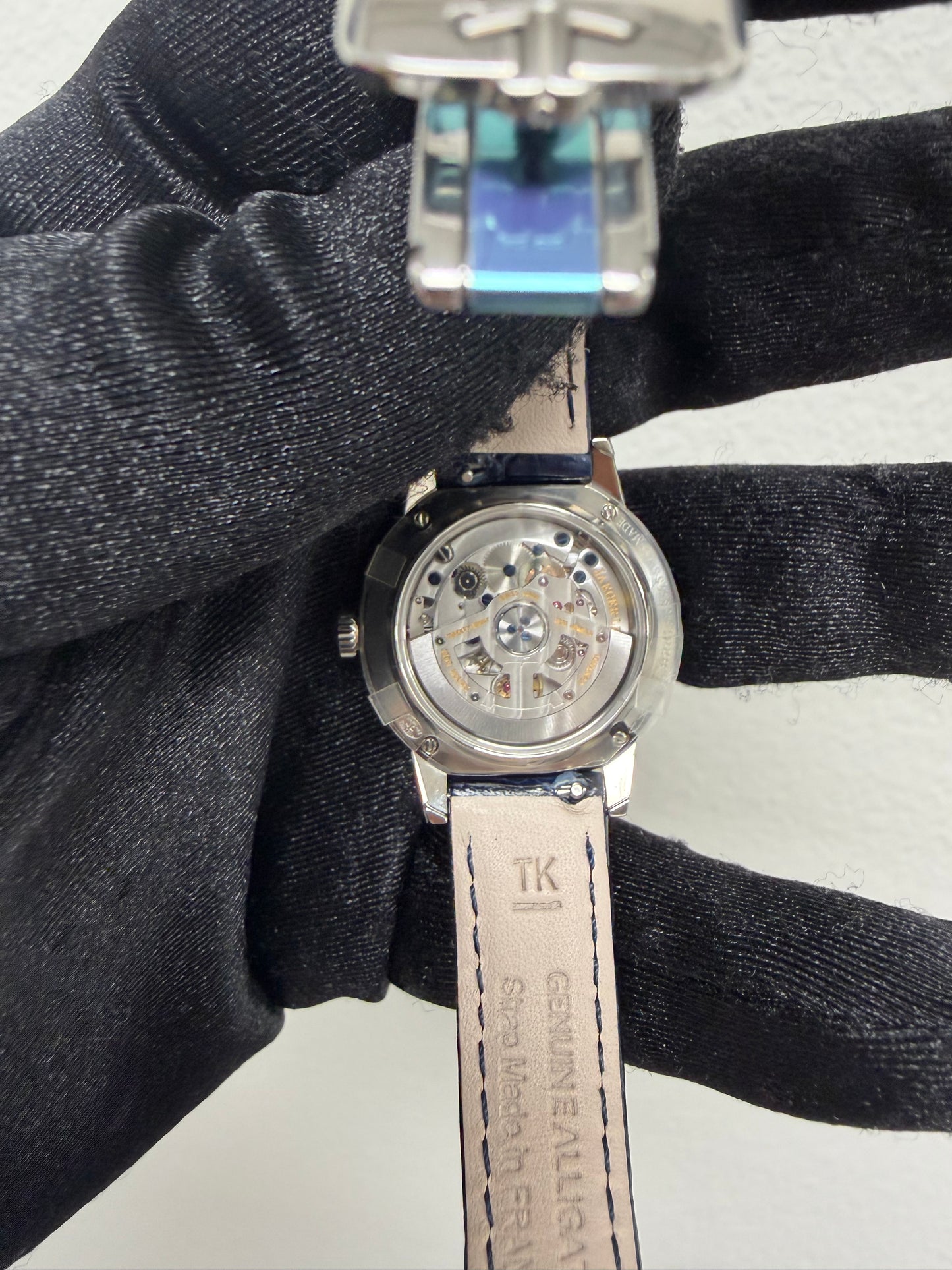 Jaeger Le Coultre Rendez-Vous Classic Night & Day Silvered Grey, Mother Of Pearl Dial on Leather Strap Ref. Q3468410 Card 2026 — view 3