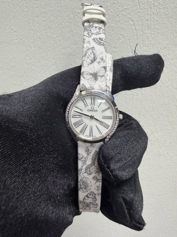 Omega De Ville Mini Tr√©sor Quartz White Dial on Fabric Strap Ref 428.17.26.60.04.002 with Card