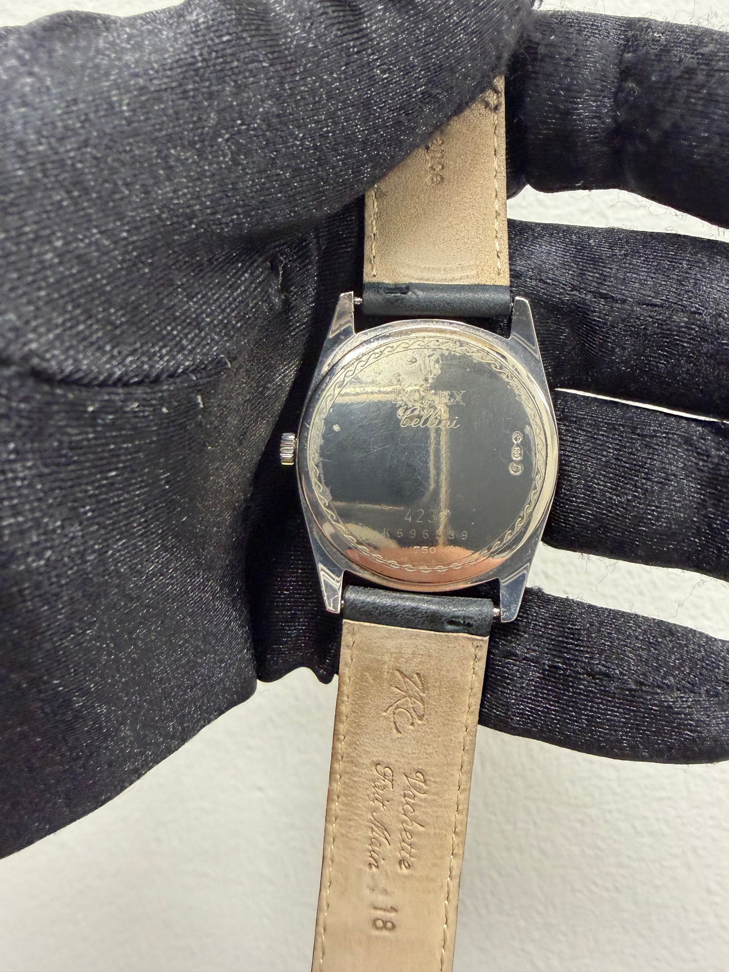 Rolex Cellini Black Dial on Am Leather Ref. 4233/9 Papers 2005 — view 2