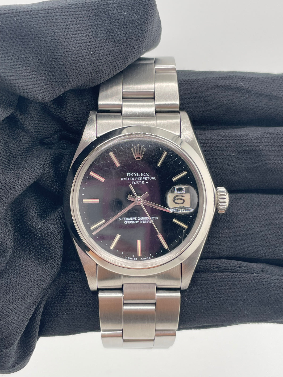 Rolex Oyster Perpetual Date Black Stick Dial on Oyster Steel Bracelet Ref. 1500 1969 — view 2