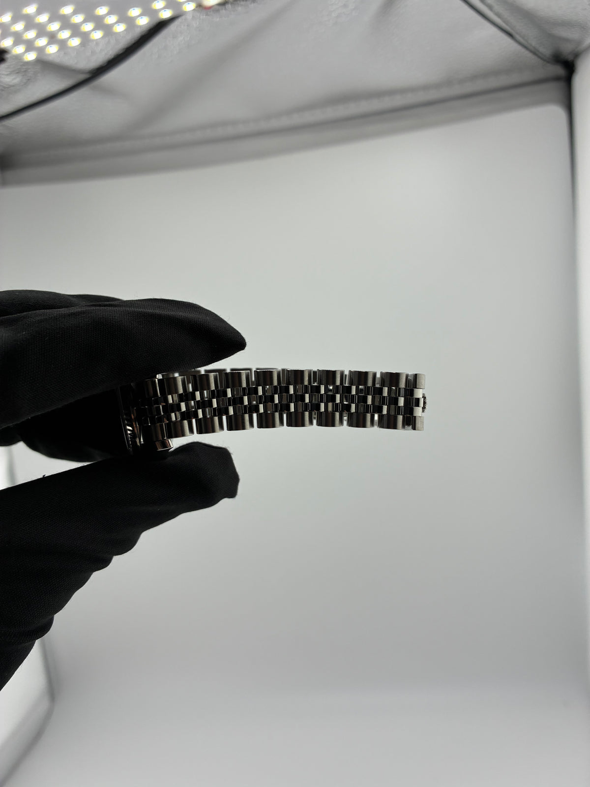 Rolex Datejust Lady White Diamond Dial on Jubilee Ref. 179174G Papers 2006 — view 5