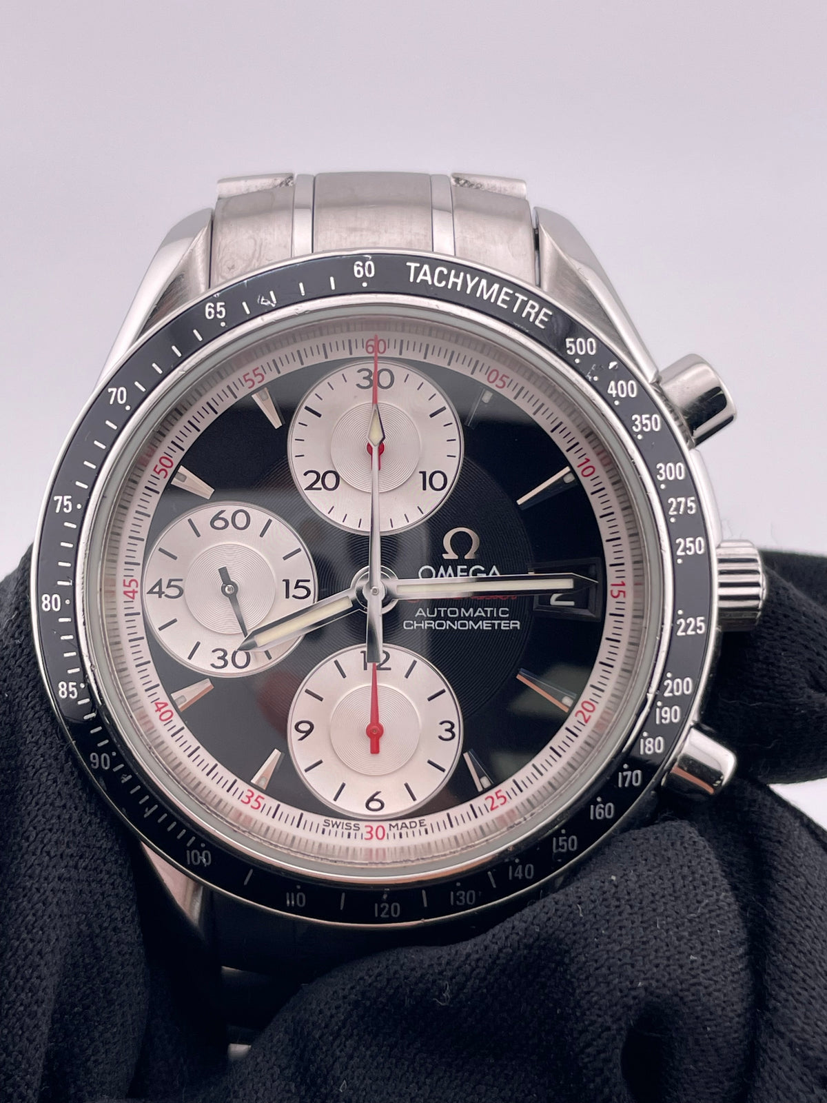 Omega Speedmaster Date Black Dial on Stainless Steel Bracelet Ref. 3210.51 Card 2011 — view 3
