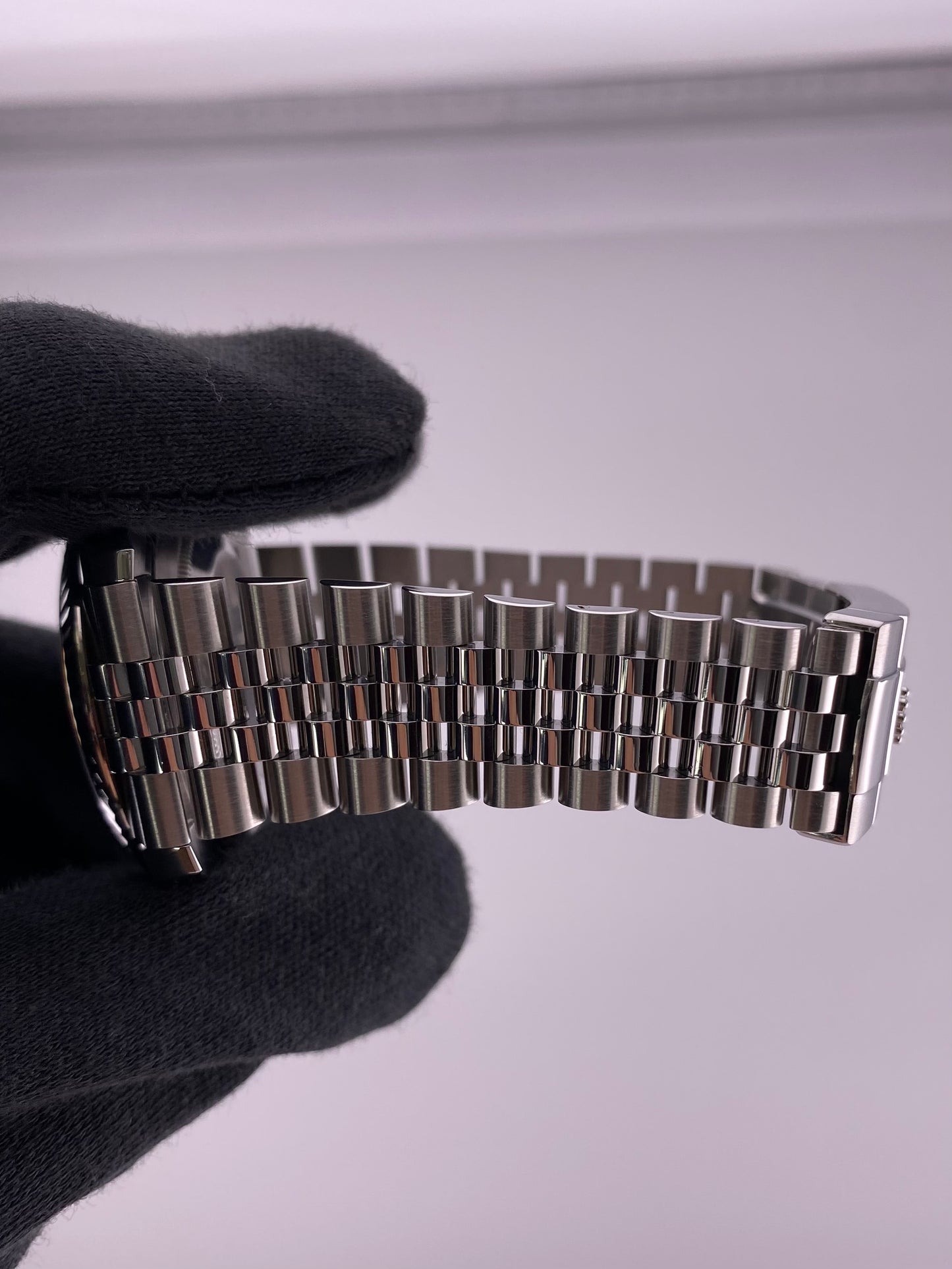 Rolex Datejust 41 Blue Roman Dial on Jubilee Ref. 126334 Card 2019 — view 5
