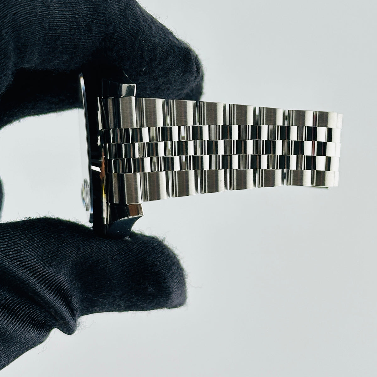 Rolex Datejust Dark Rhodium Index Dial on D Link Jubilee Bracelet Ref. 126334 Complete 2026 — view 5
