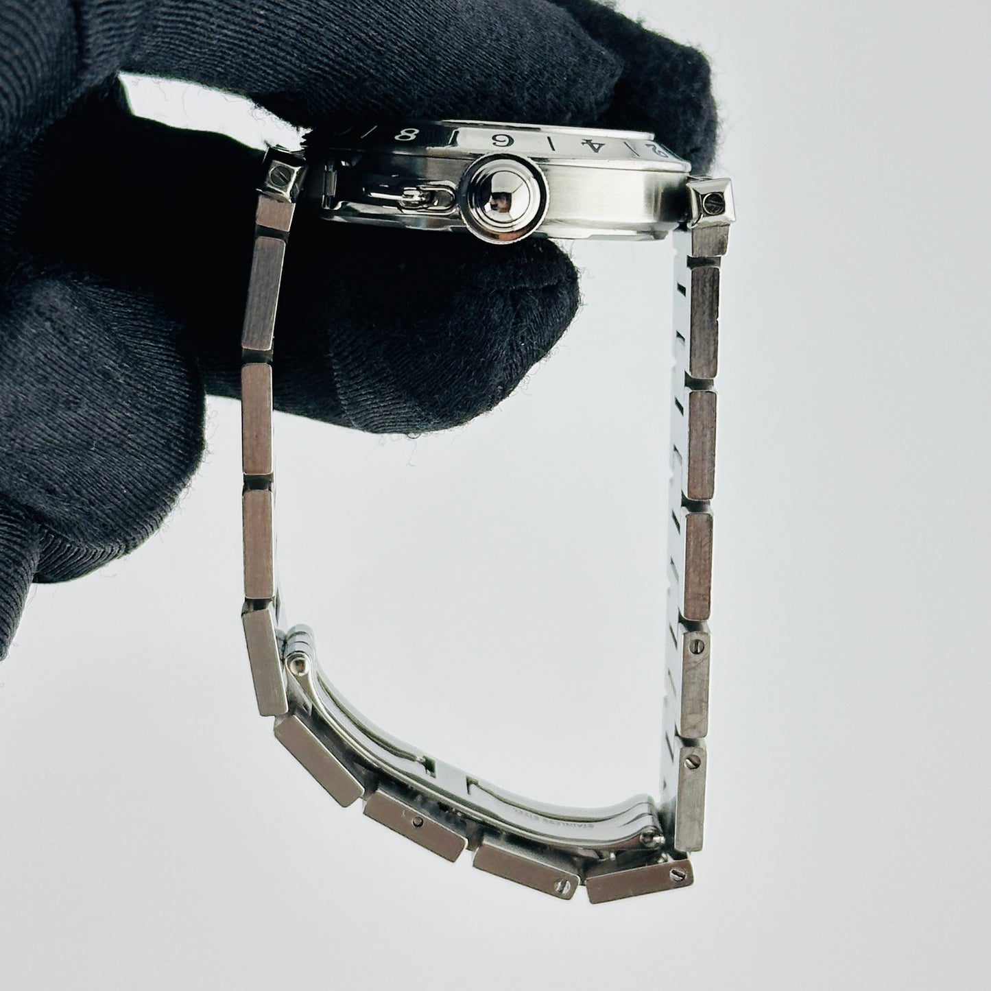 Cartier Pasha GMT Silver / Arabic Numerals Dial on Stainless Steel Bracelet Ref. 2377/W31029M7 — view 6