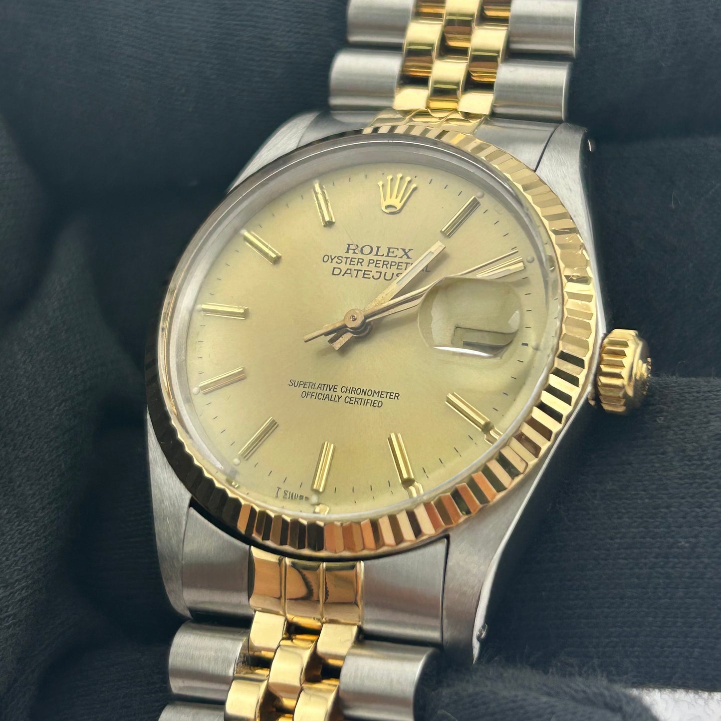 Rolex Datejust Champagne Stick Dial on D Link Jubilee Ref. 16013 1988 — view 3
